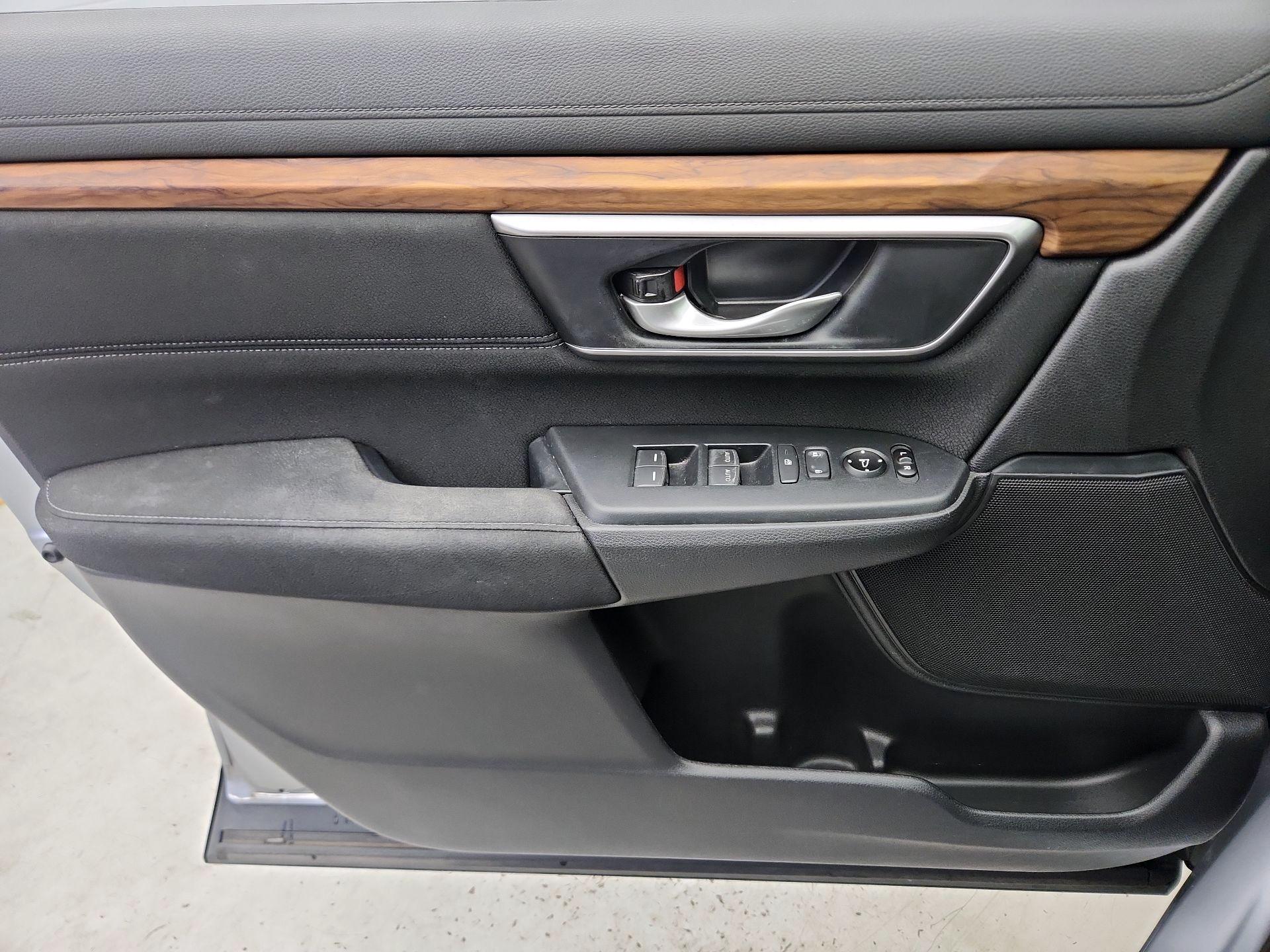 Thumbnail: 2019 Honda CR-V - 12