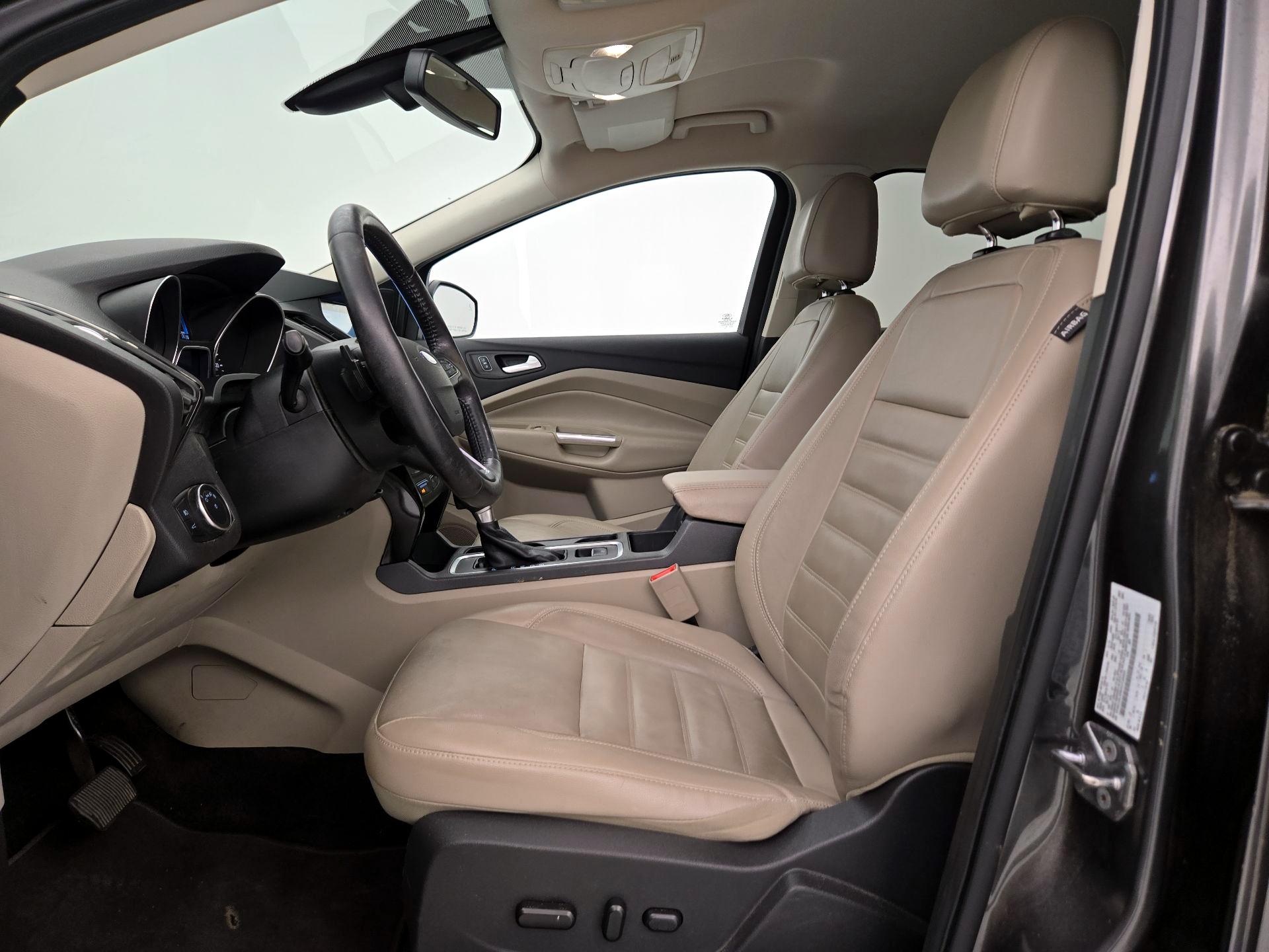 Thumbnail: 2017 Ford Escape - 11