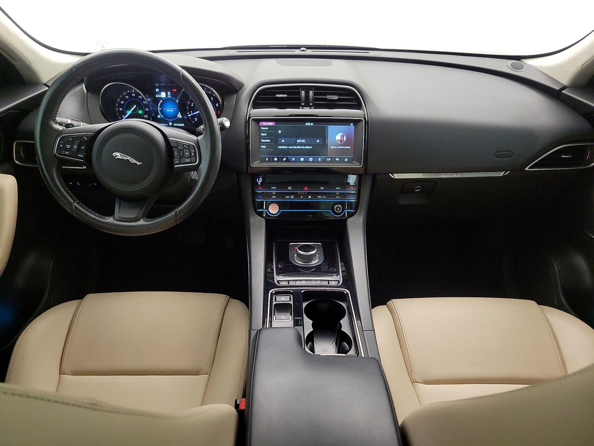 Thumbnail: 2020 Jaguar F-Pace - 9
