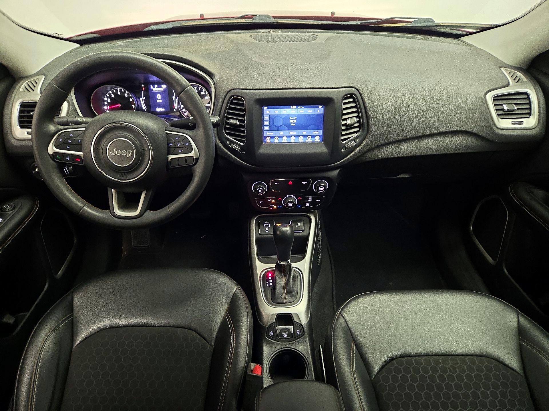 Thumbnail: 2021 Jeep Compass - 9