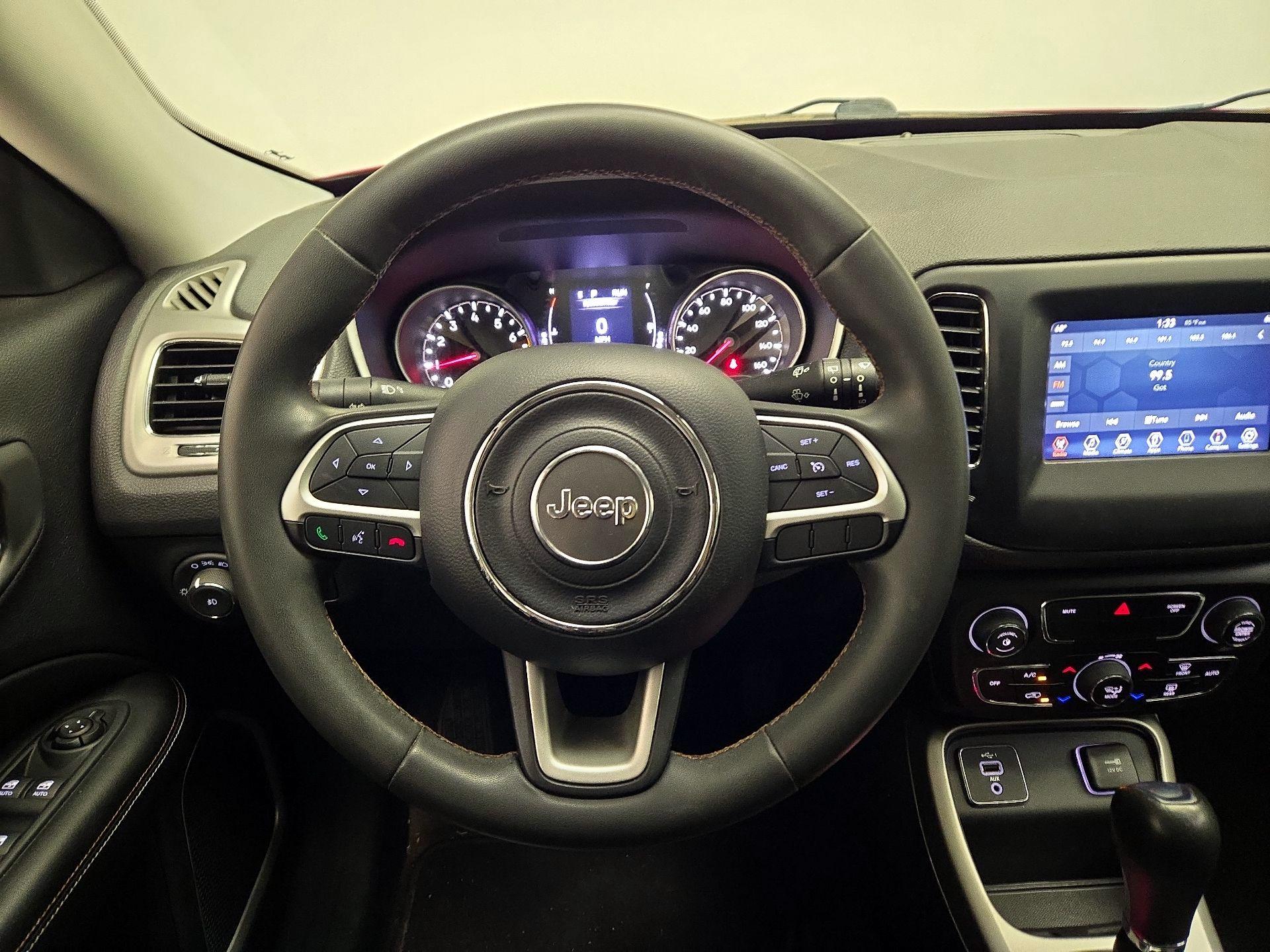 Thumbnail: 2021 Jeep Compass - 10