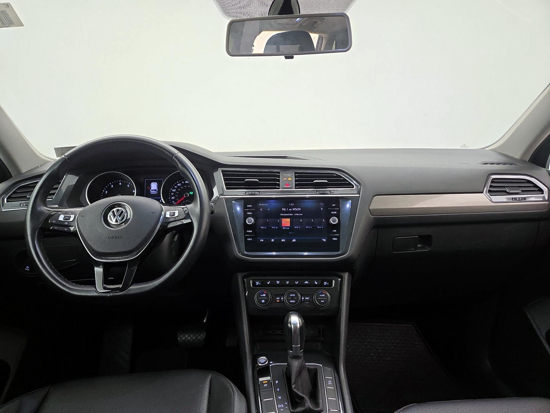 Thumbnail: 2019 Volkswagen Tiguan - 9