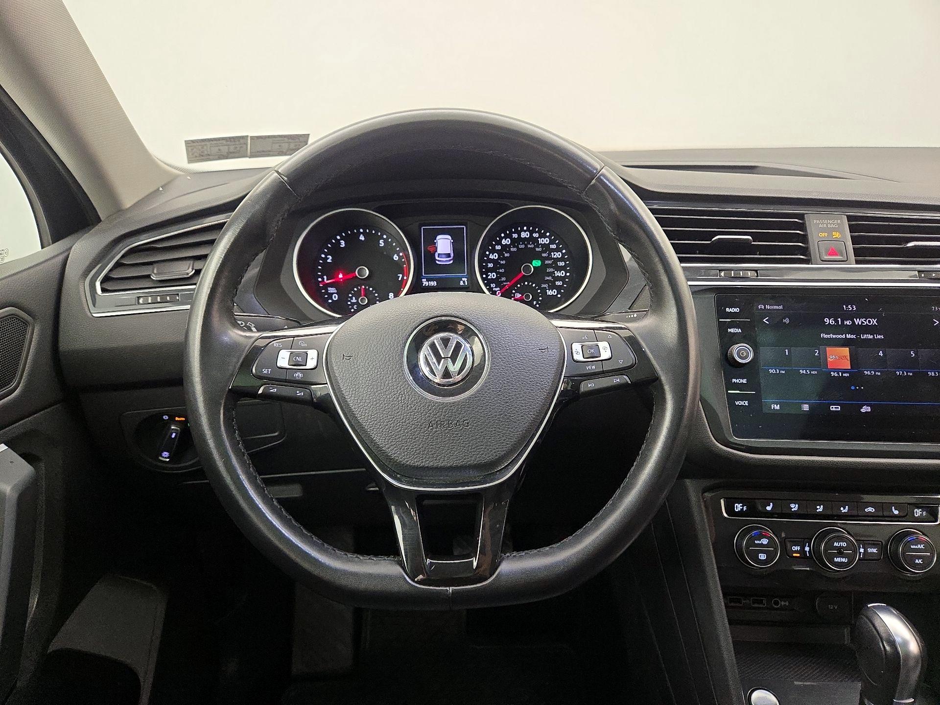 Thumbnail: 2019 Volkswagen Tiguan - 10