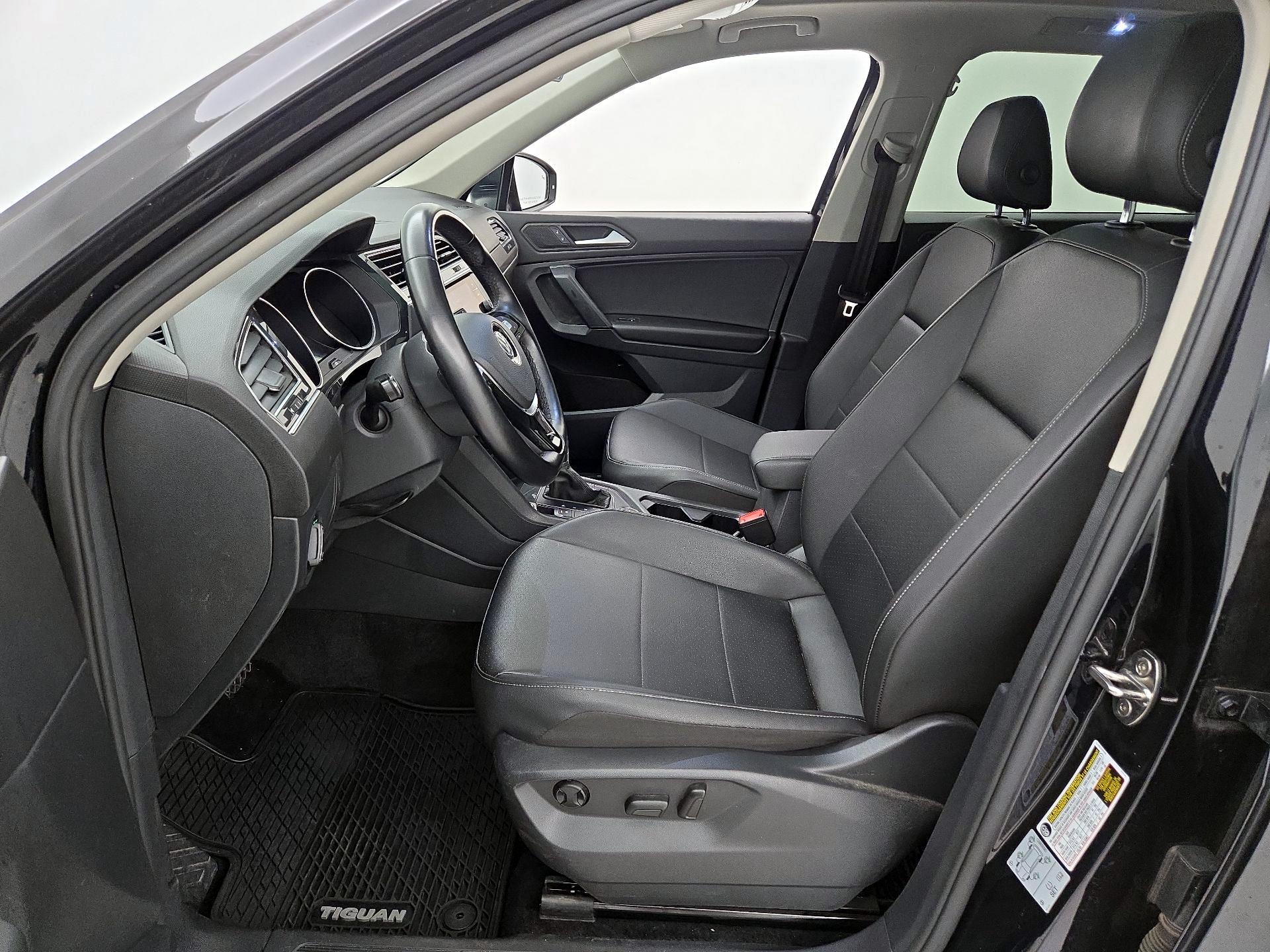 Thumbnail: 2019 Volkswagen Tiguan - 11