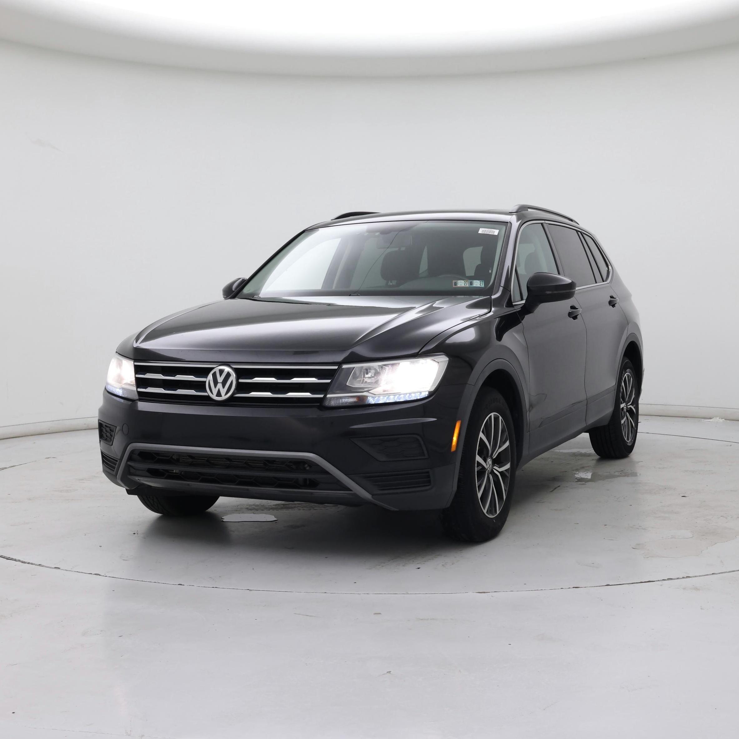 Thumbnail: 2019 Volkswagen Tiguan - 4