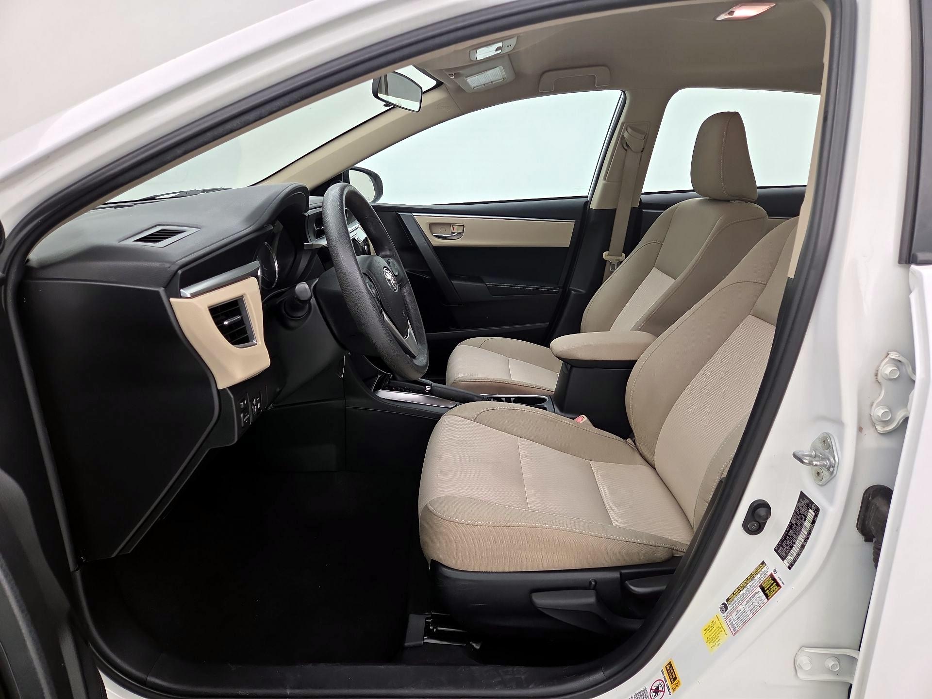 Thumbnail: 2015 Toyota Corolla - 11