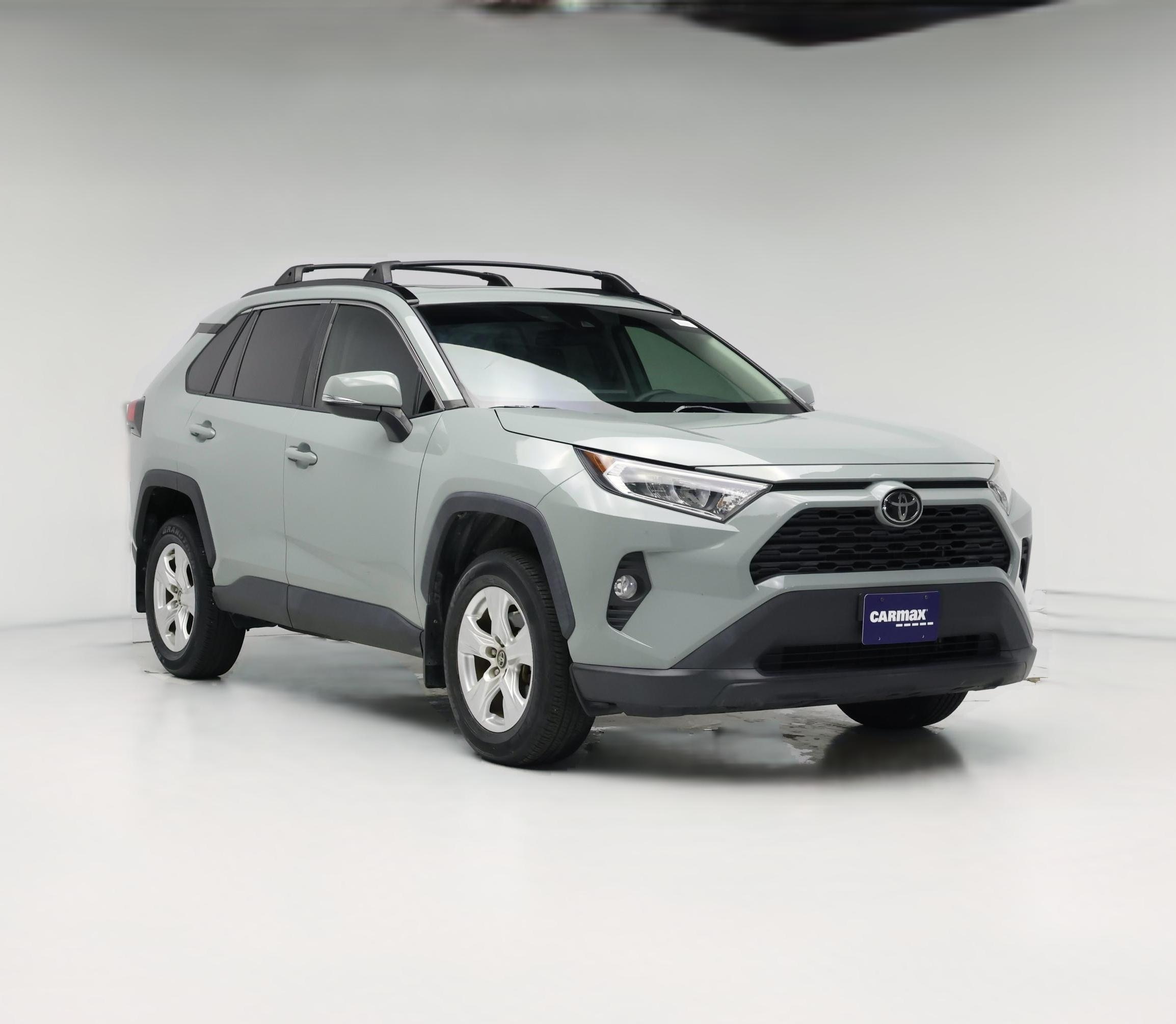 Thumbnail: 2019 Toyota RAV4 - 1