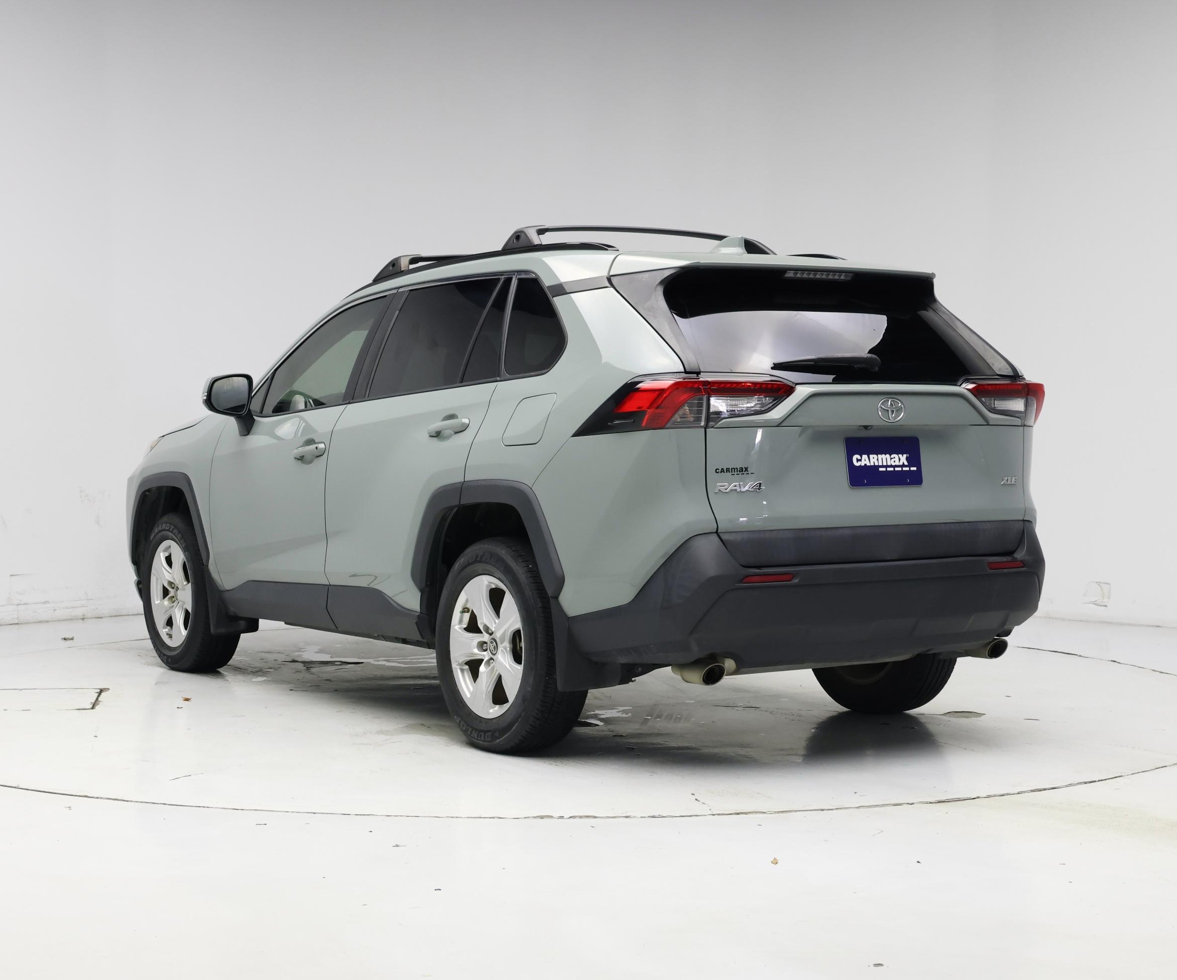 Thumbnail: 2019 Toyota RAV4 - 2