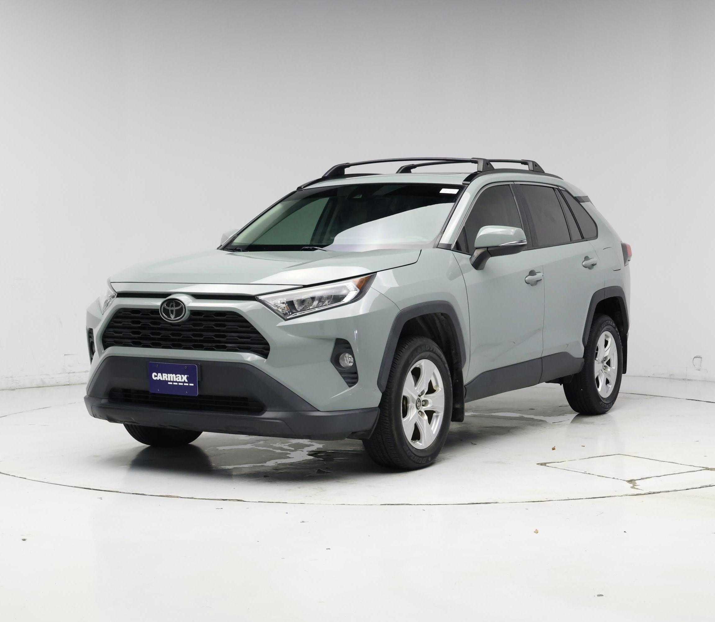 Thumbnail: 2019 Toyota RAV4 - 4