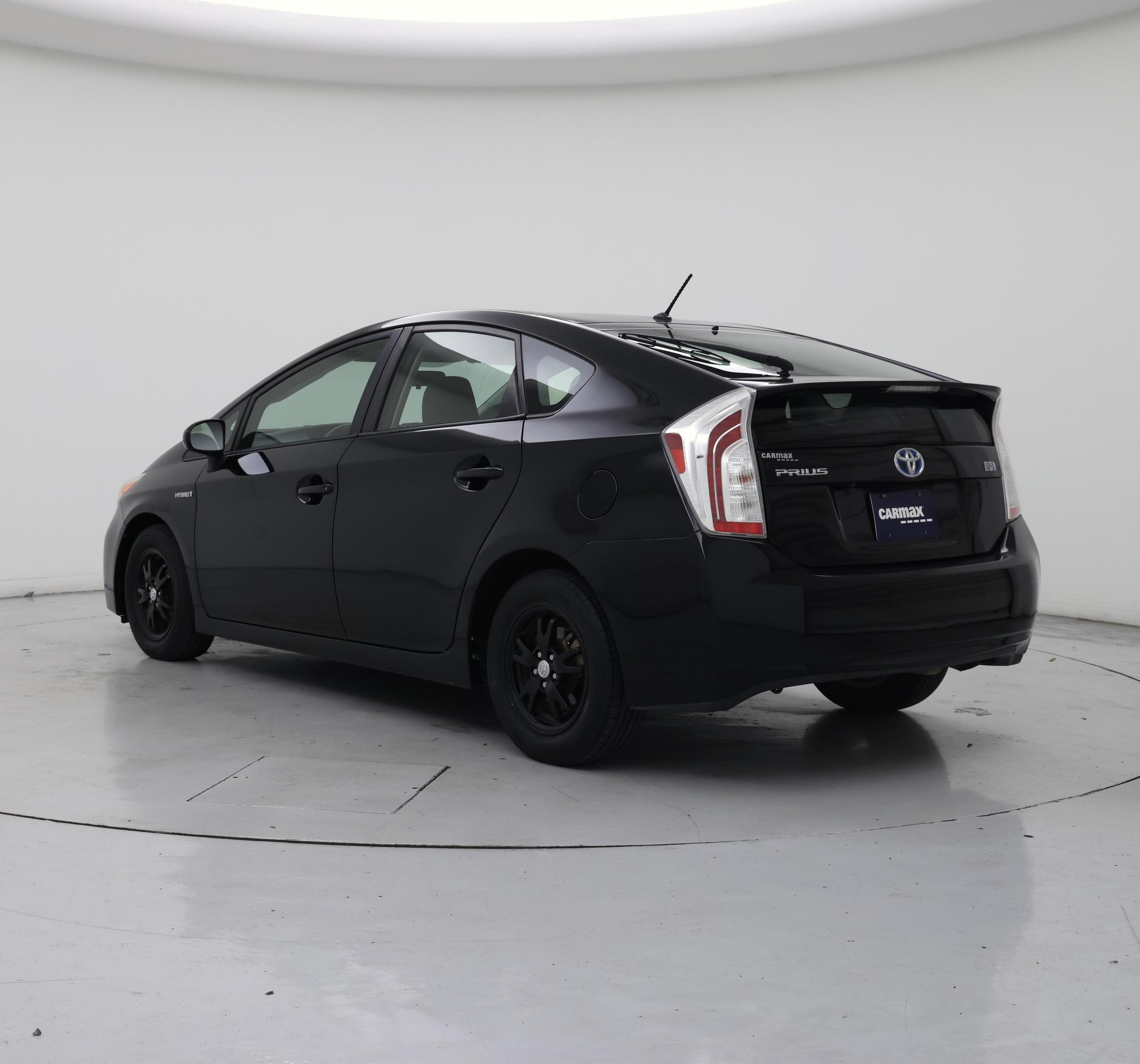 Thumbnail: 2015 Toyota Prius - 2