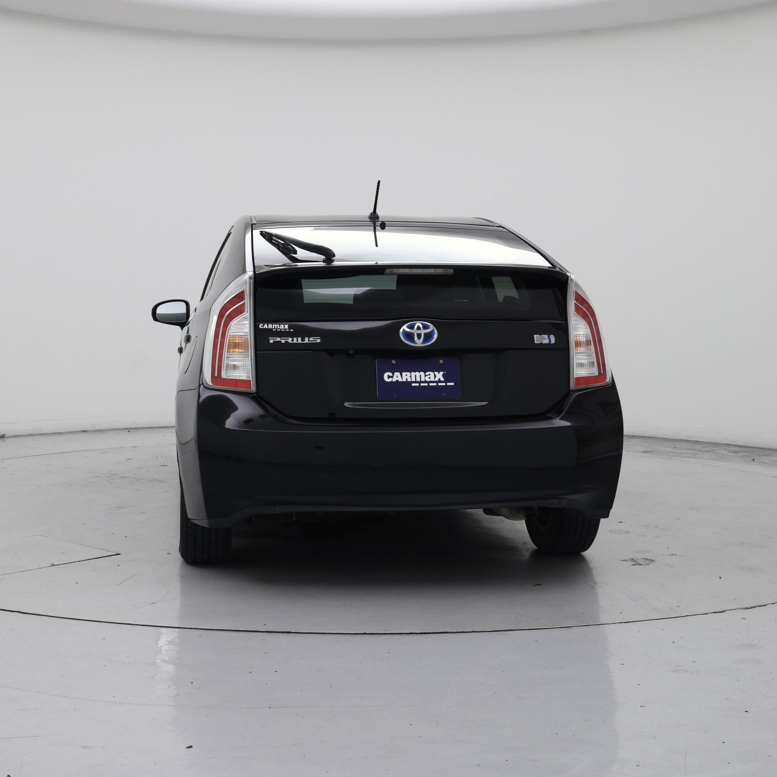 Thumbnail: 2015 Toyota Prius - 6