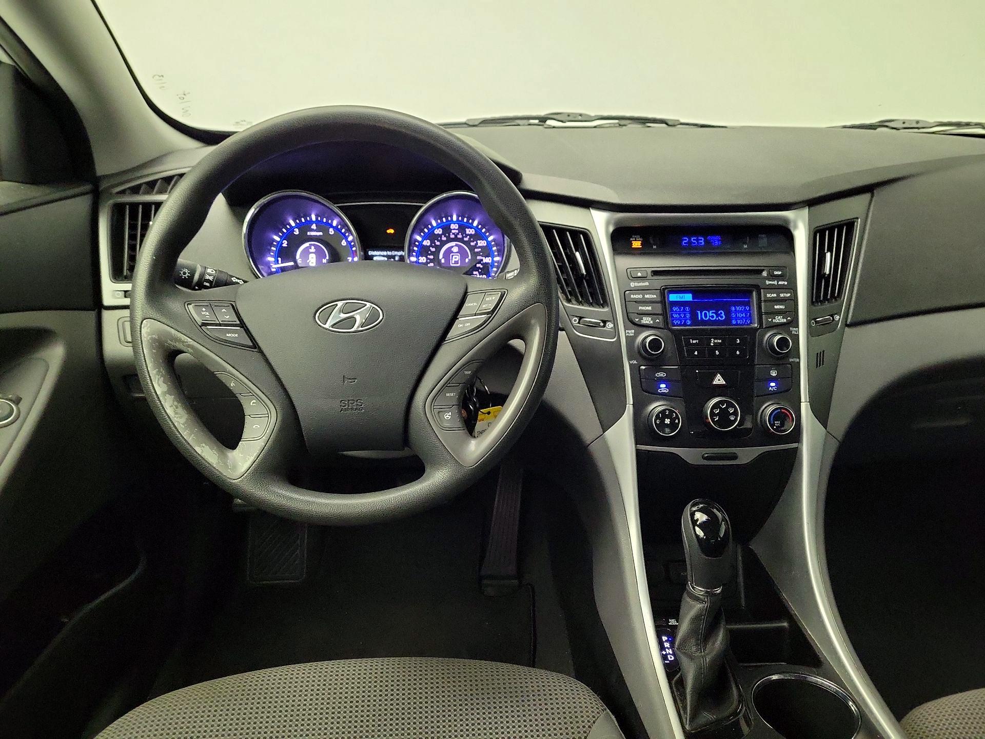 Thumbnail: 2014 Hyundai Sonata - 10