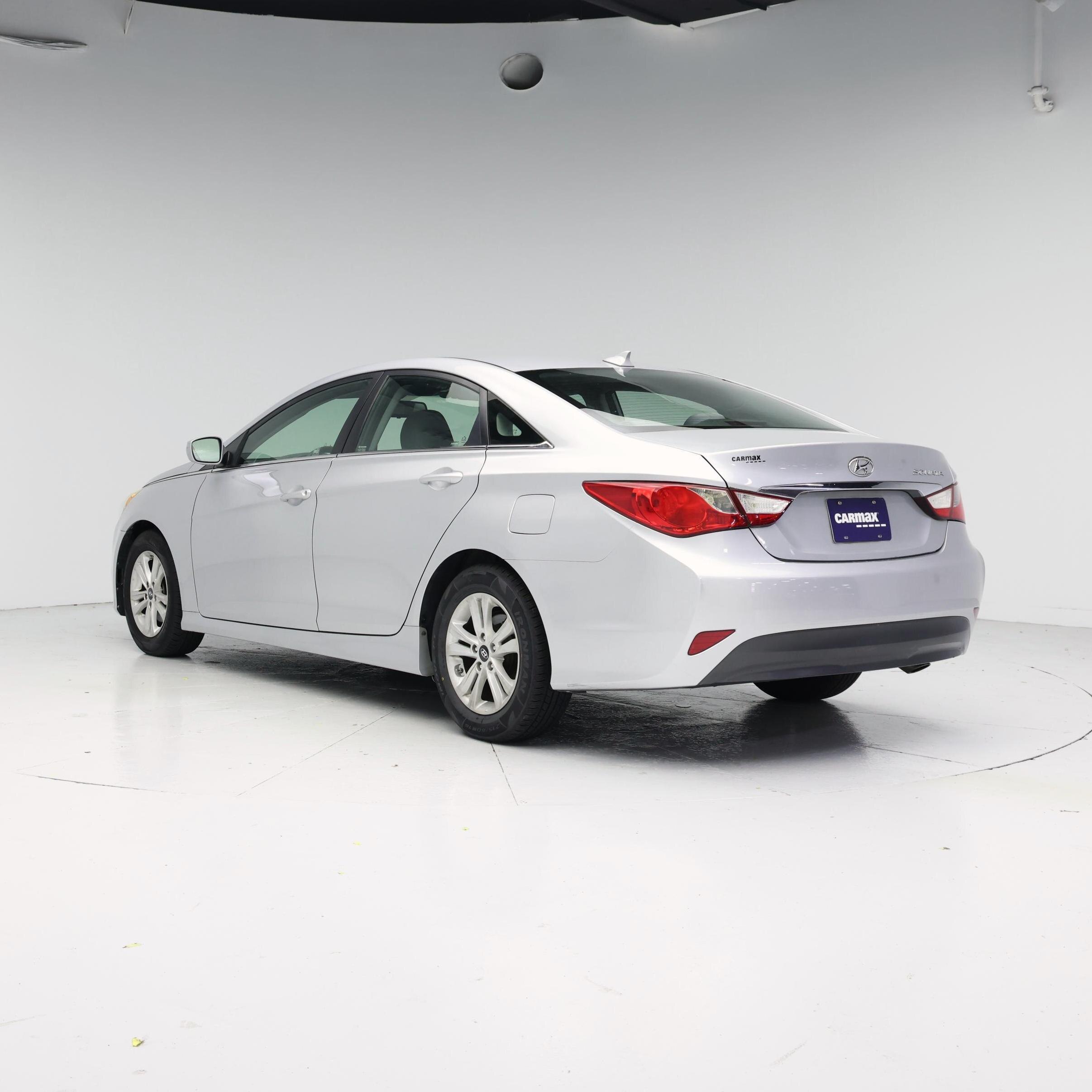 Thumbnail: 2014 Hyundai Sonata - 2