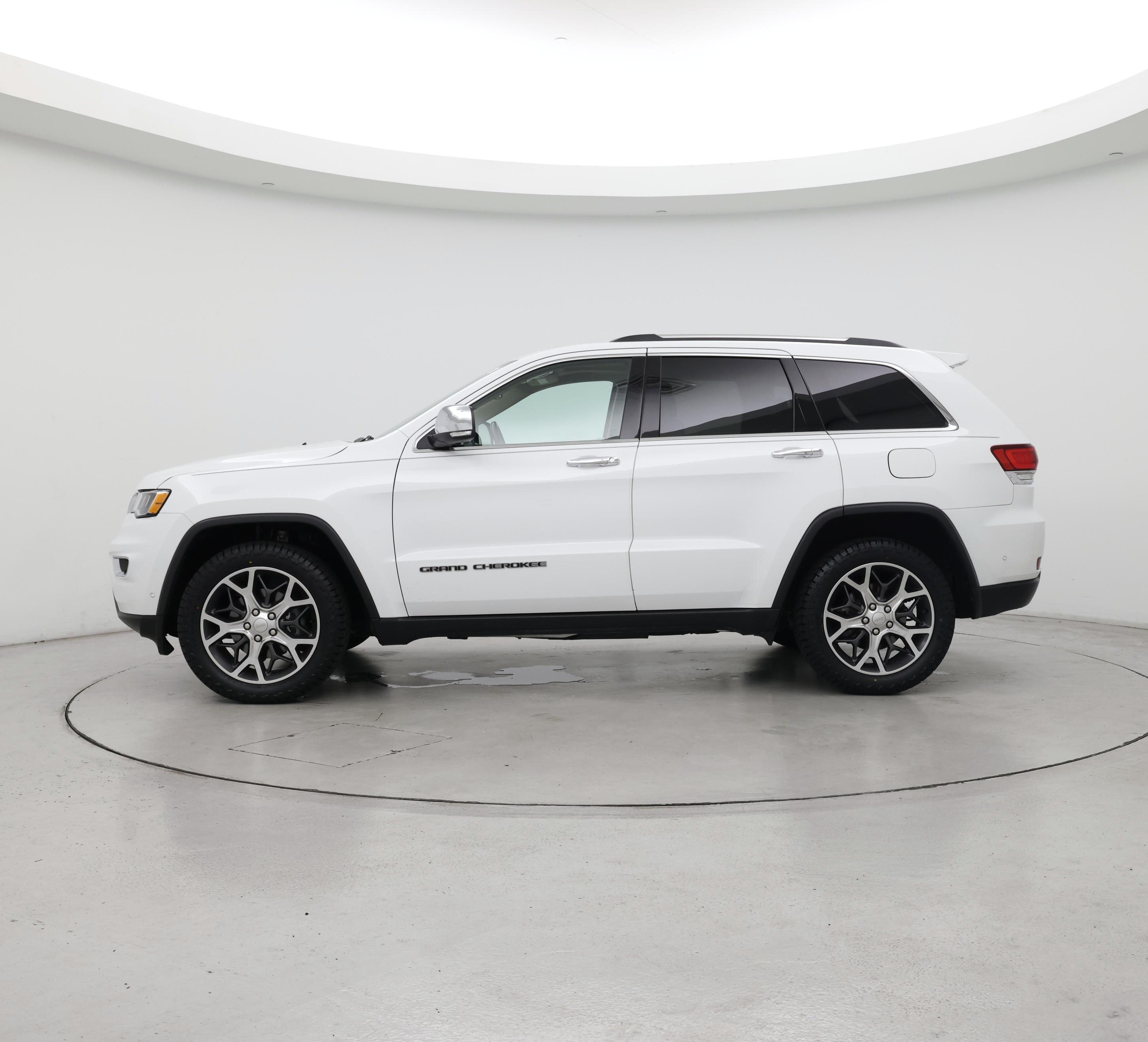 Thumbnail: 2020 Jeep Grand Cherokee - 3