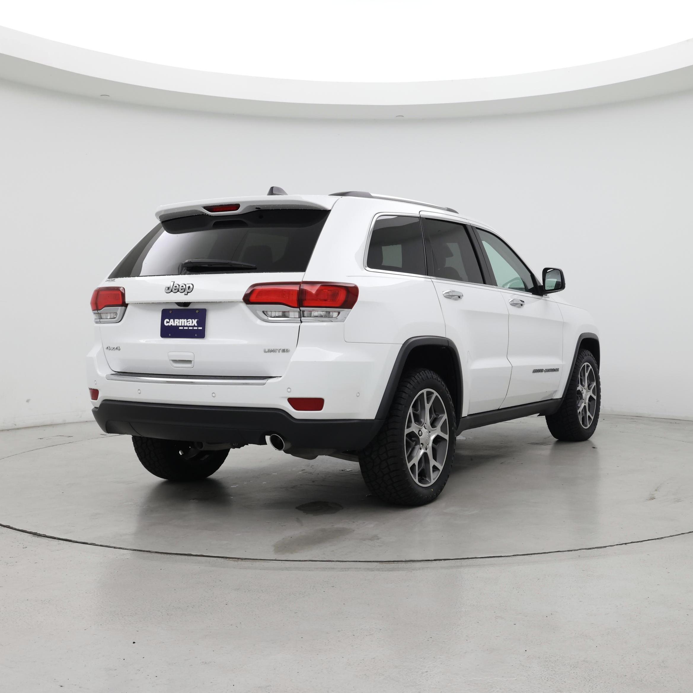 Thumbnail: 2020 Jeep Grand Cherokee - 8
