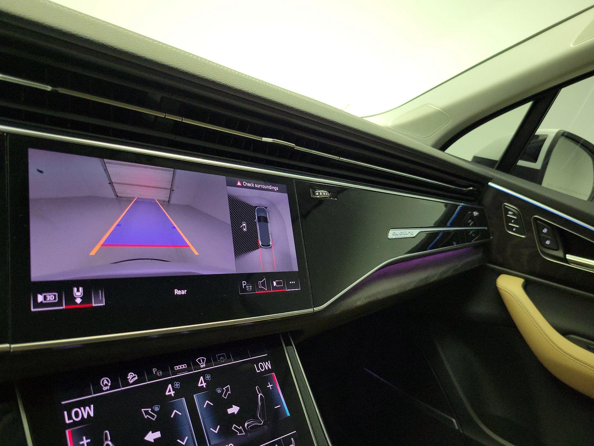 Thumbnail: 2025 Audi Q7 - 15