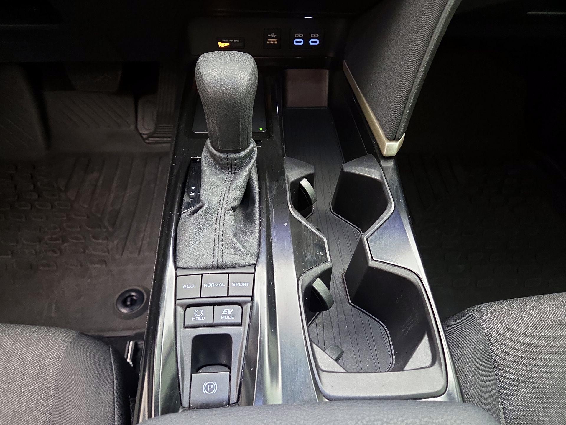 Thumbnail: 2025 Toyota Camry - 17