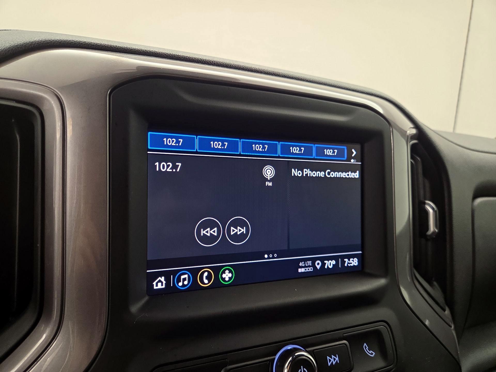 Thumbnail: 2022 Chevrolet Silverado 1500 - 15