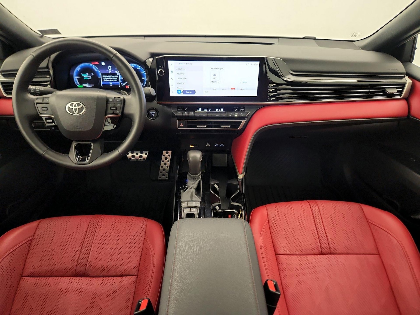 2025 Toyota Camry XSE - Photo 10