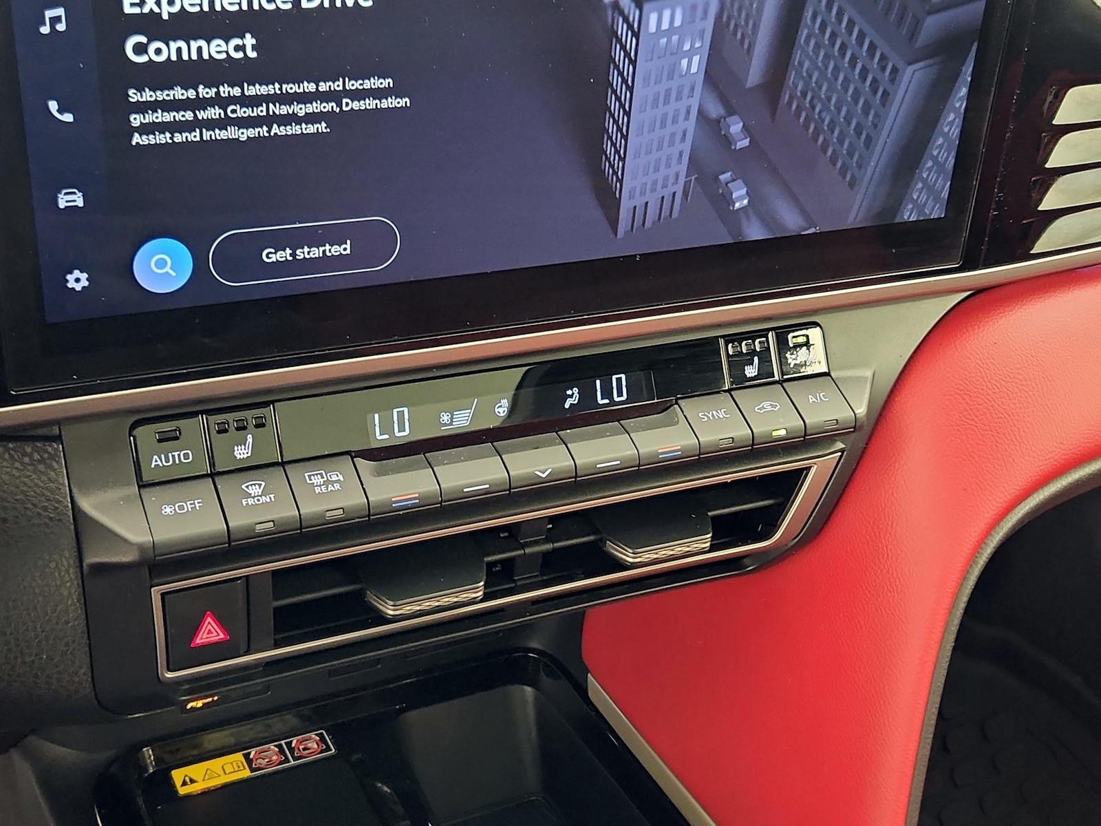 2025 Toyota Camry XSE - Photo 17