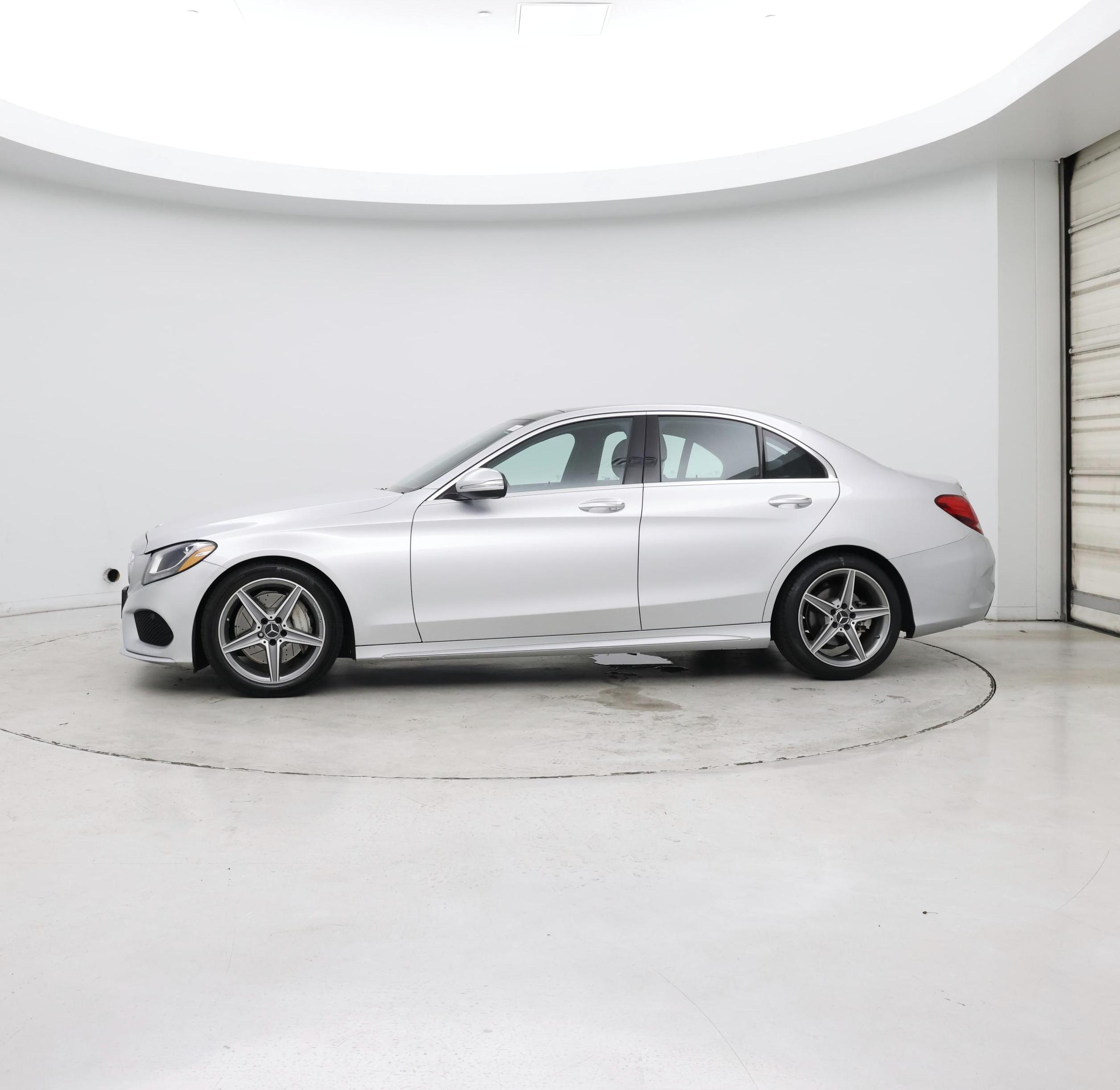 Thumbnail: 2015 Mercedes-Benz C-Class - 2