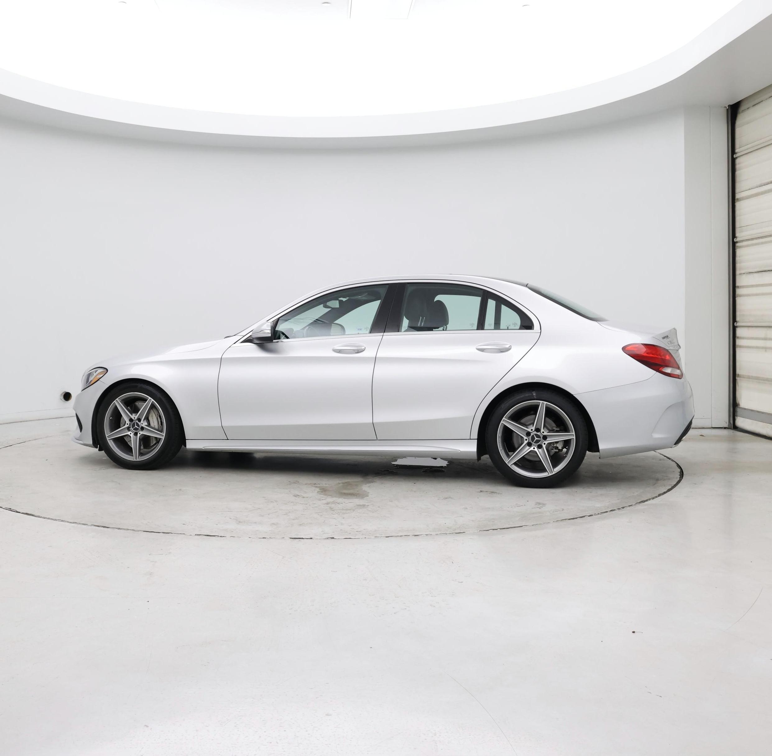 Thumbnail: 2015 Mercedes-Benz C-Class - 6