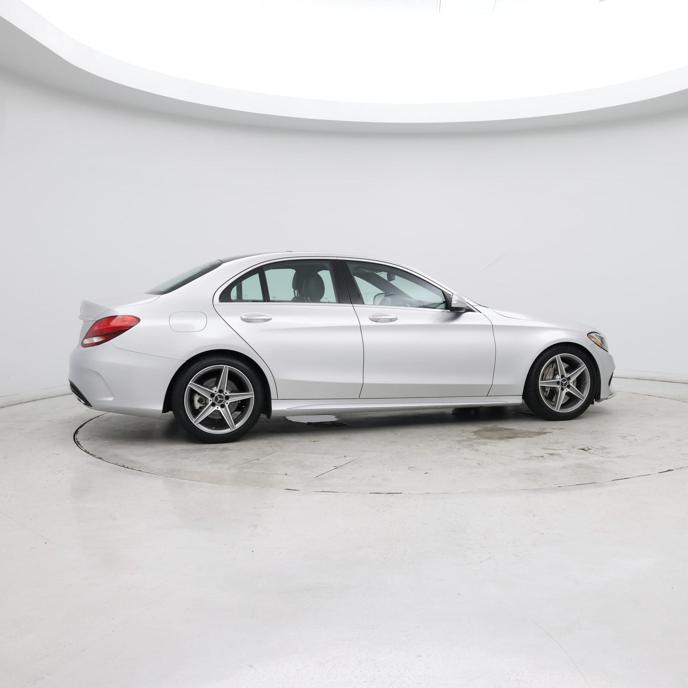 Thumbnail: 2015 Mercedes-Benz C-Class - 8