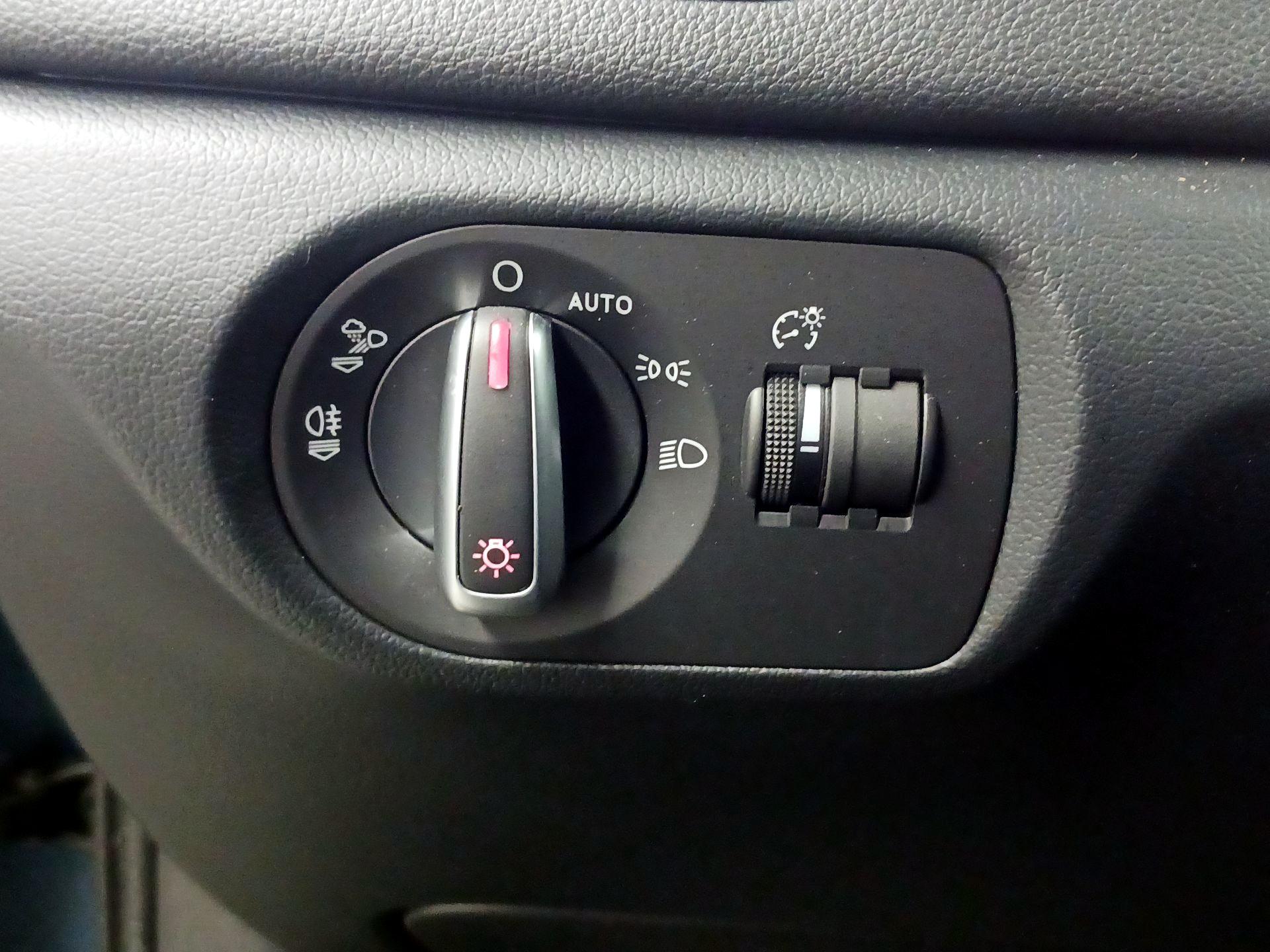 Thumbnail: 2018 Audi Q3 - 13