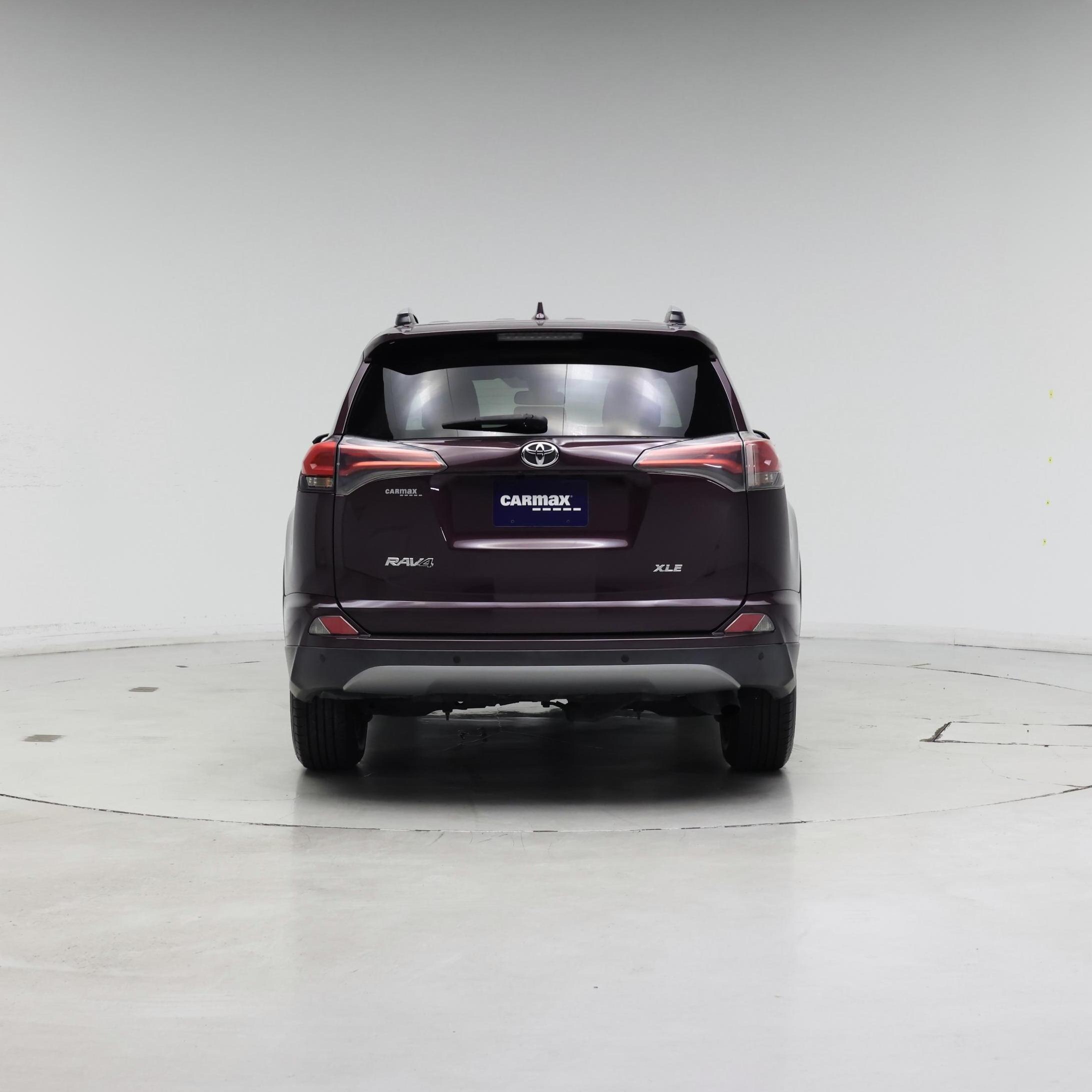 Thumbnail: 2017 Toyota RAV4 - 6