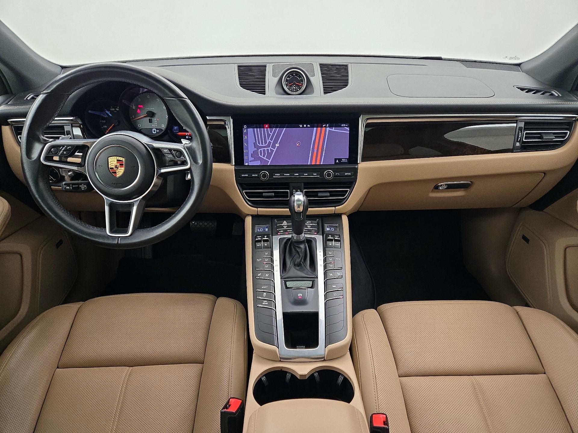 Thumbnail: 2020 Porsche Macan - 9