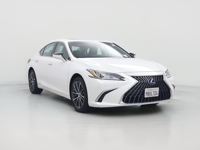 2022 Lexus ES 300h Luxury