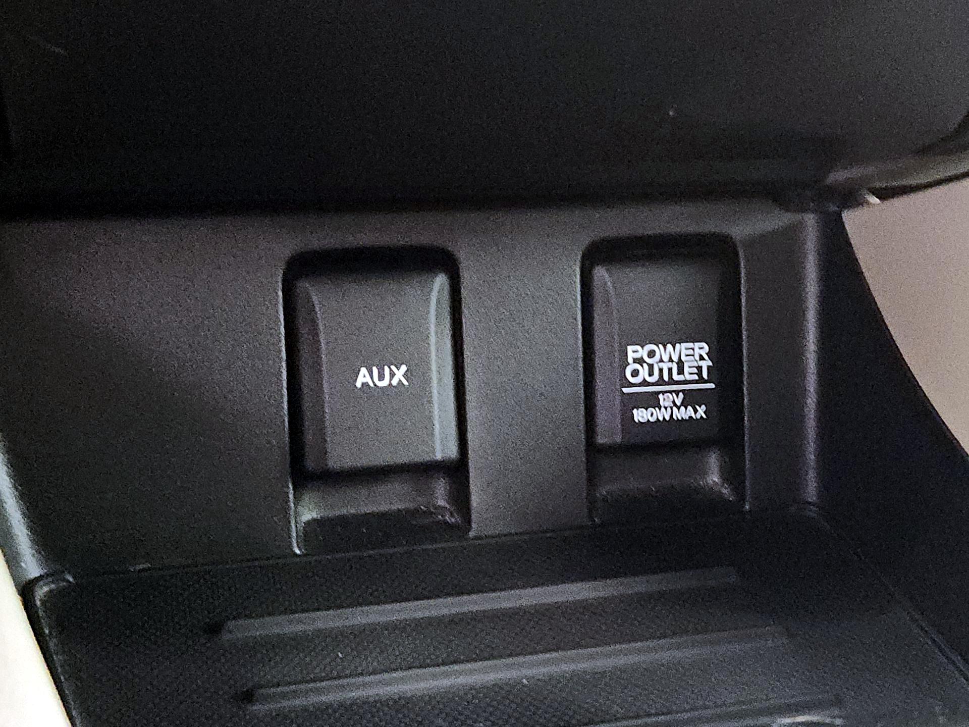 Thumbnail: 2014 Honda Civic - 18