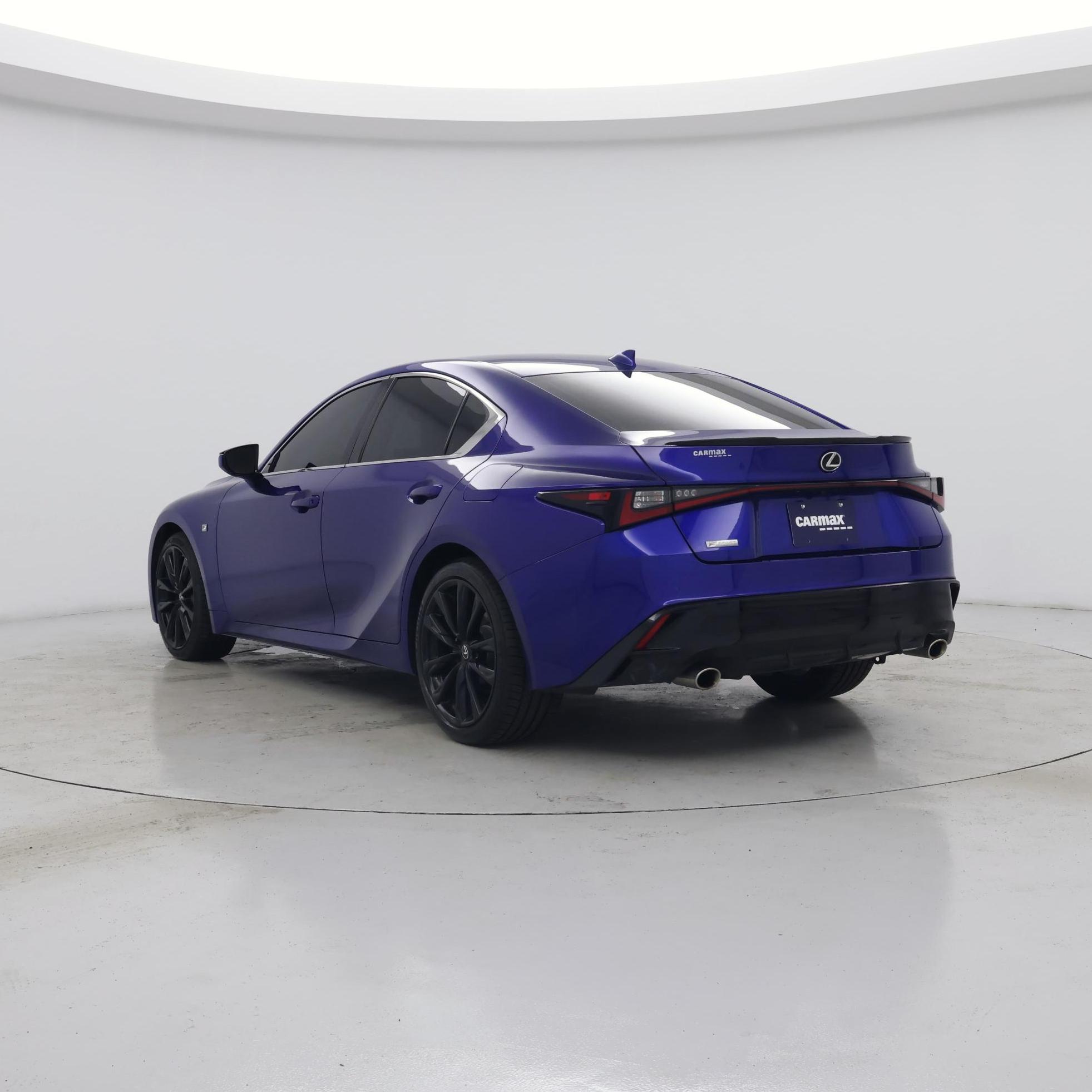 Thumbnail: 2021 Lexus IS - 2