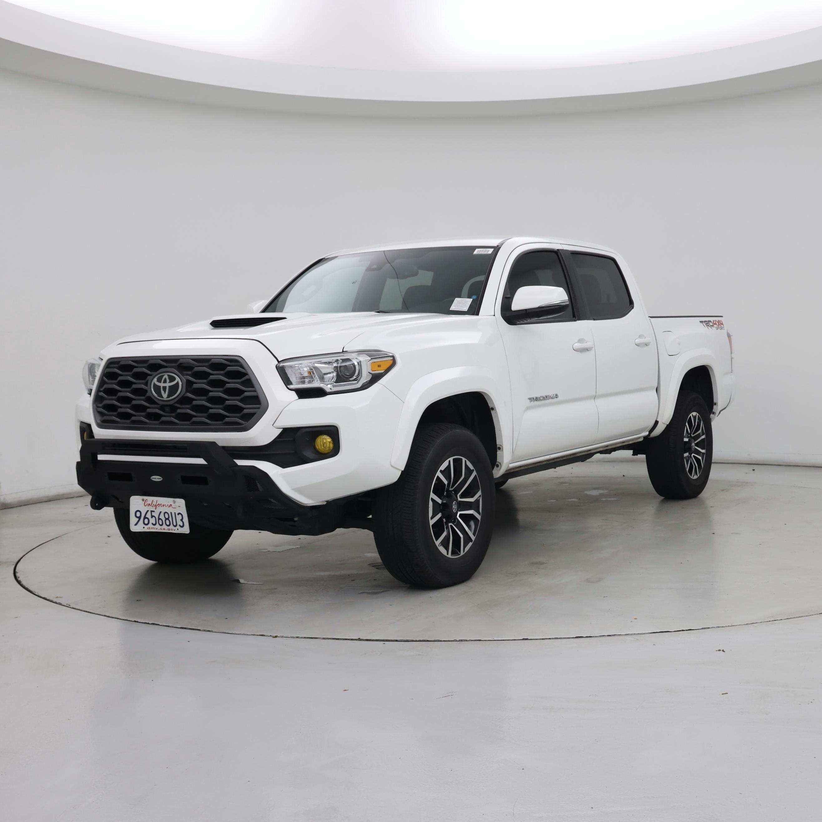 Thumbnail: 2023 Toyota Tacoma - 4
