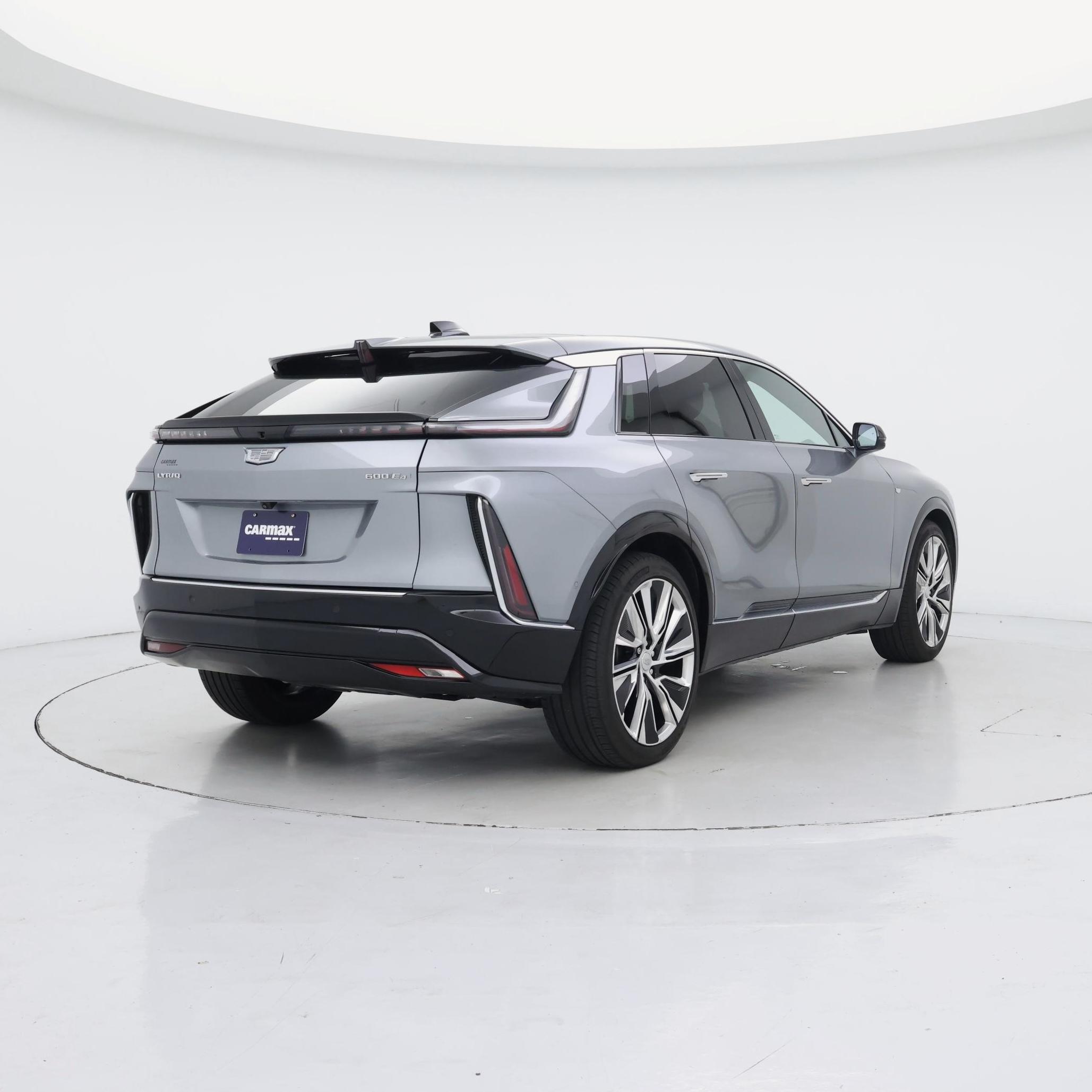 Thumbnail: 2024 Cadillac Lyriq - 8
