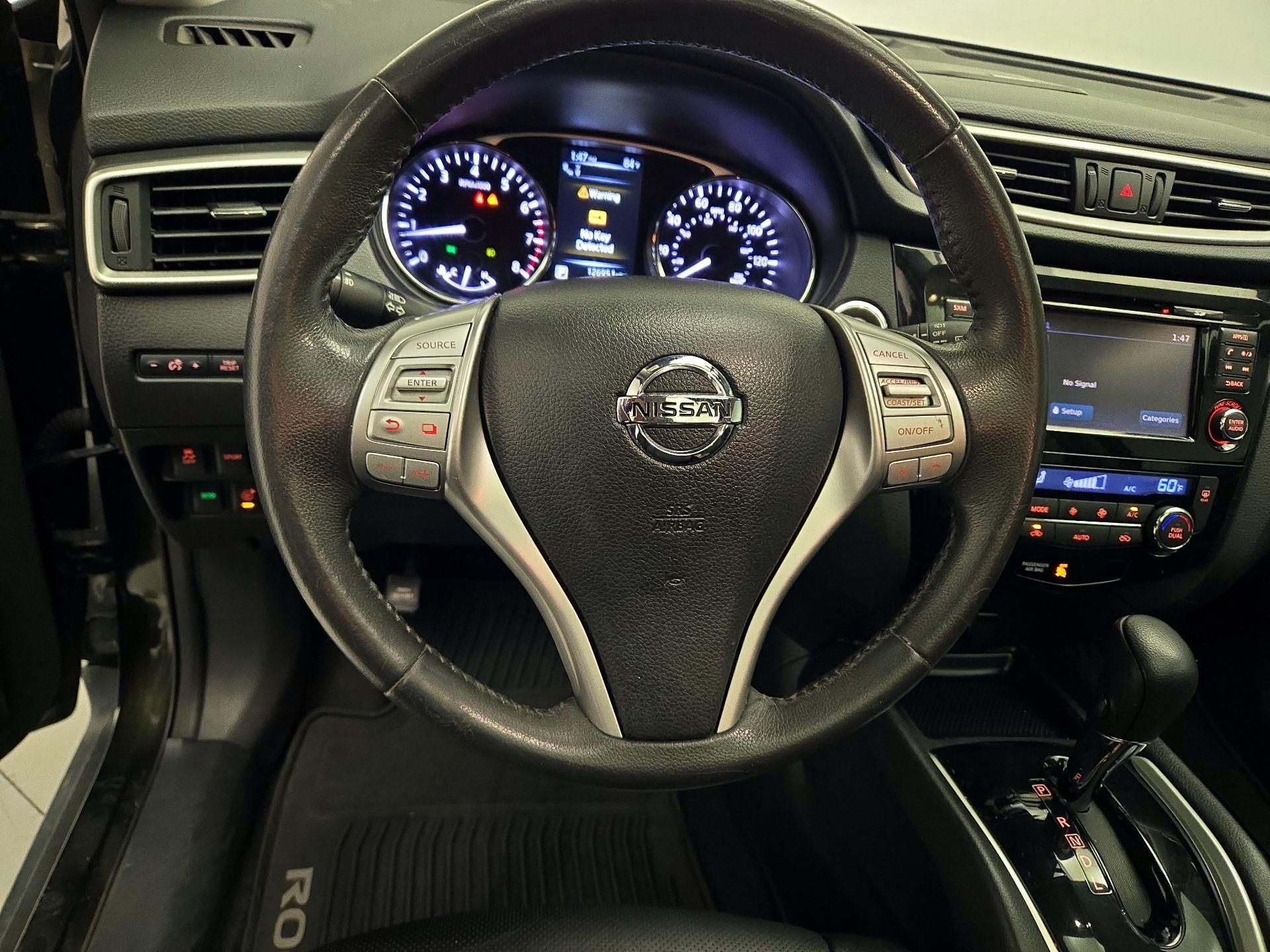 Thumbnail: 2016 Nissan Rogue - 10
