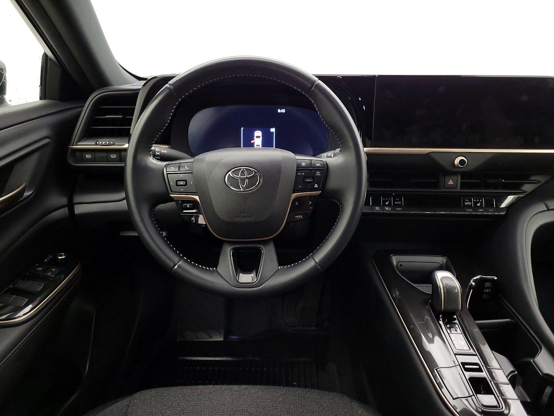 Thumbnail: 2024 Toyota Crown - 10