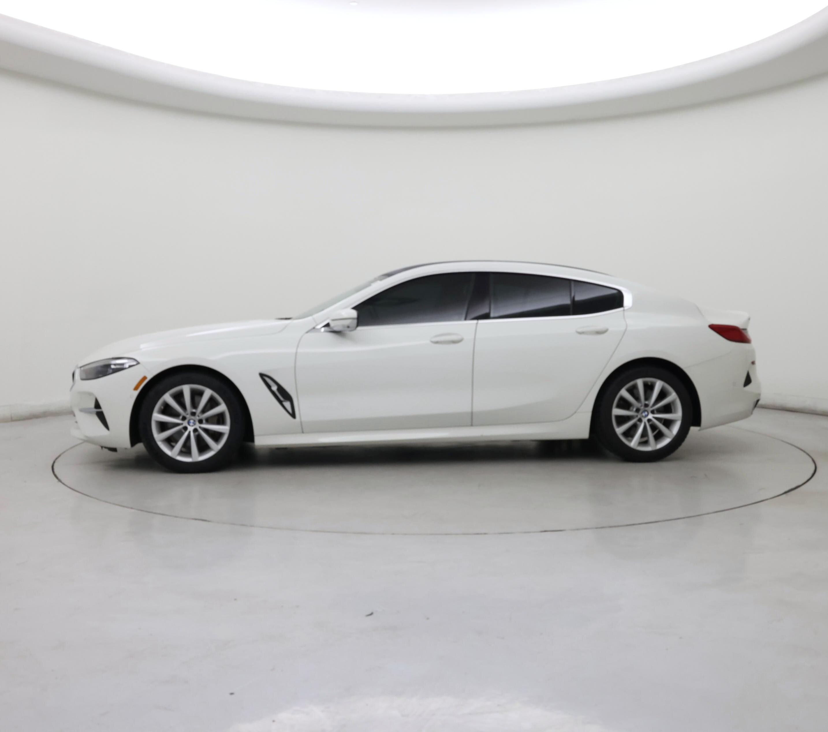 Thumbnail: 2020 BMW 8 Series - 3