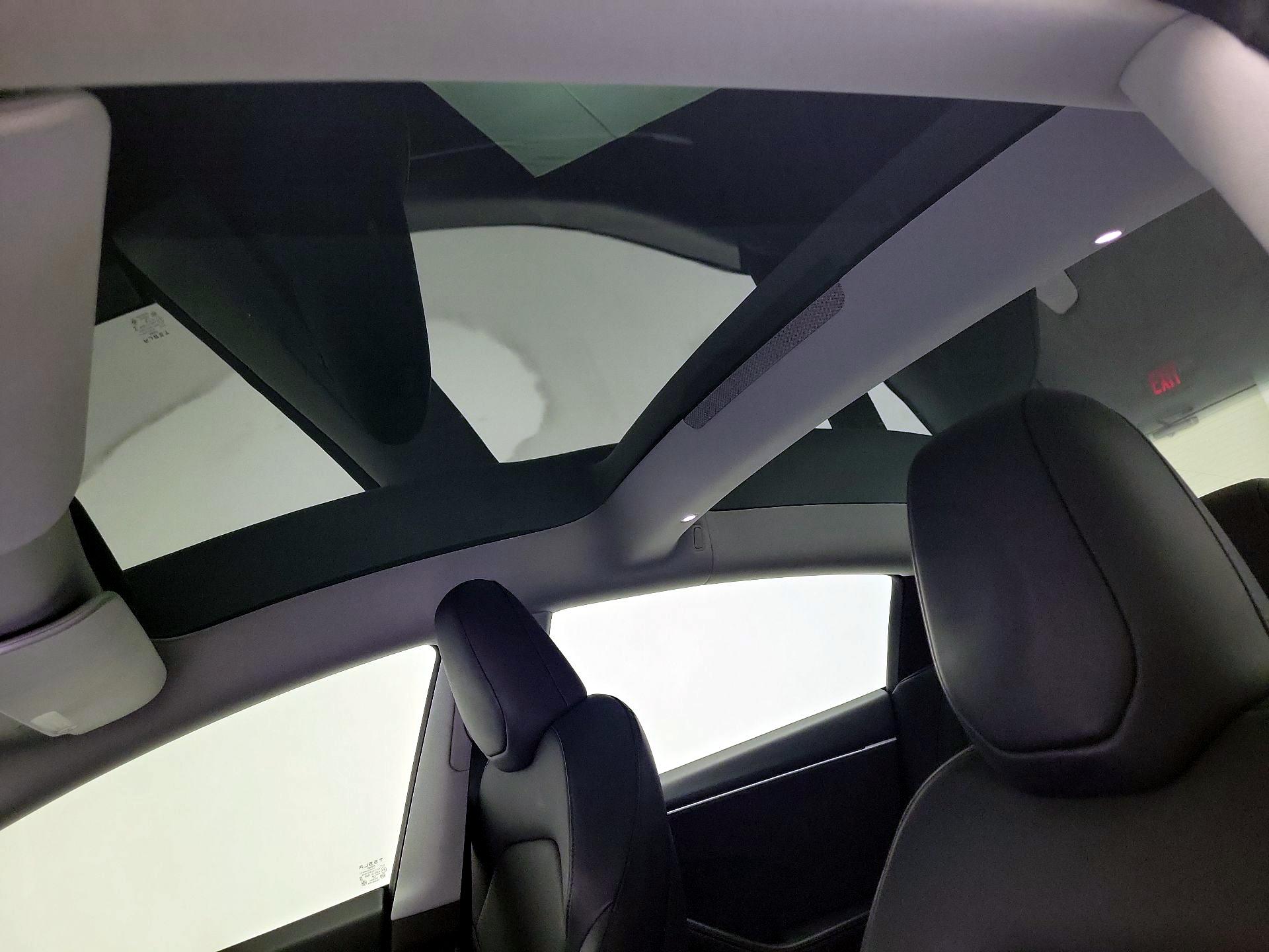 Thumbnail: 2024 Tesla Model 3 - 19