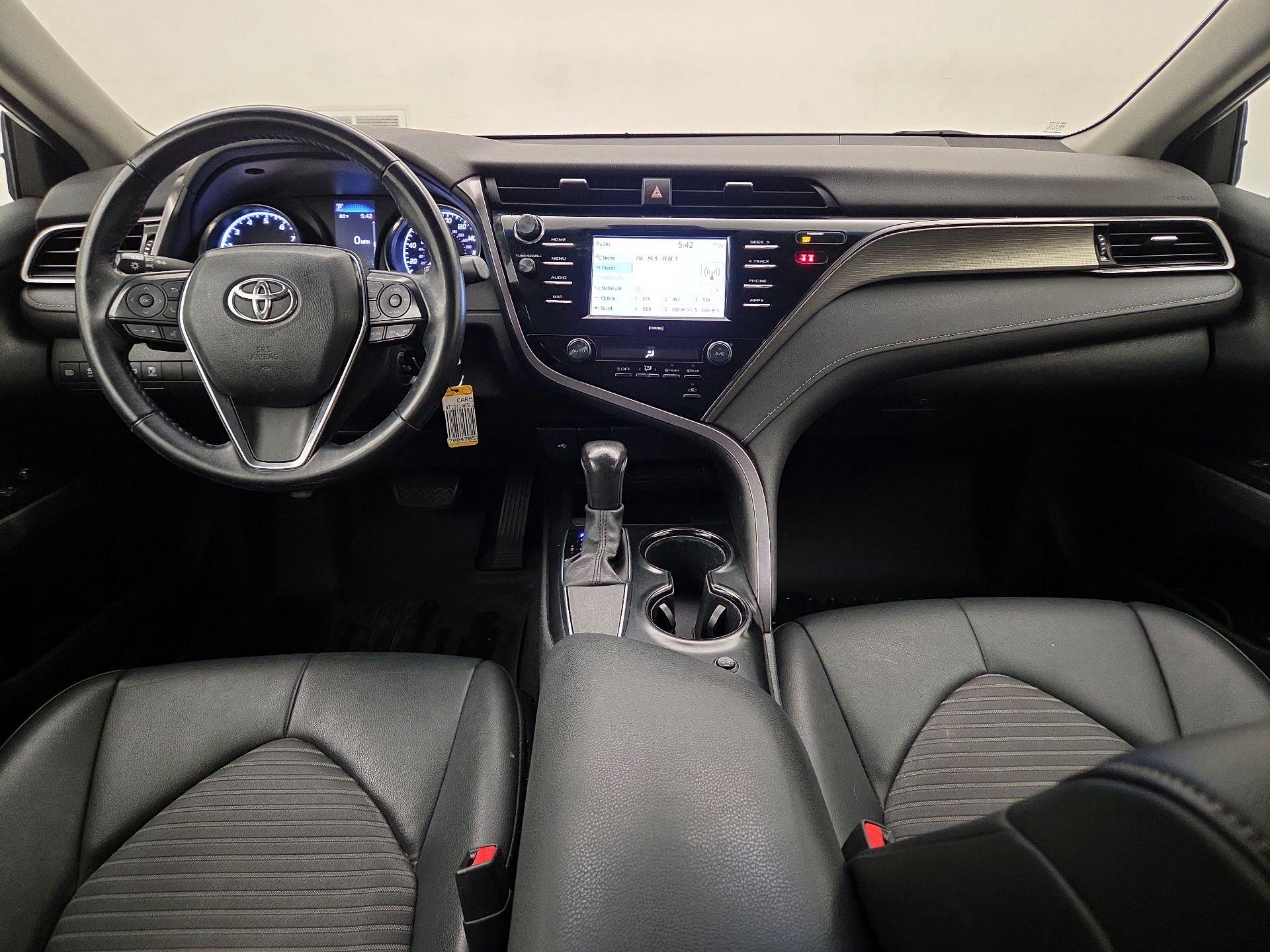 Thumbnail: 2020 Toyota Camry - 9