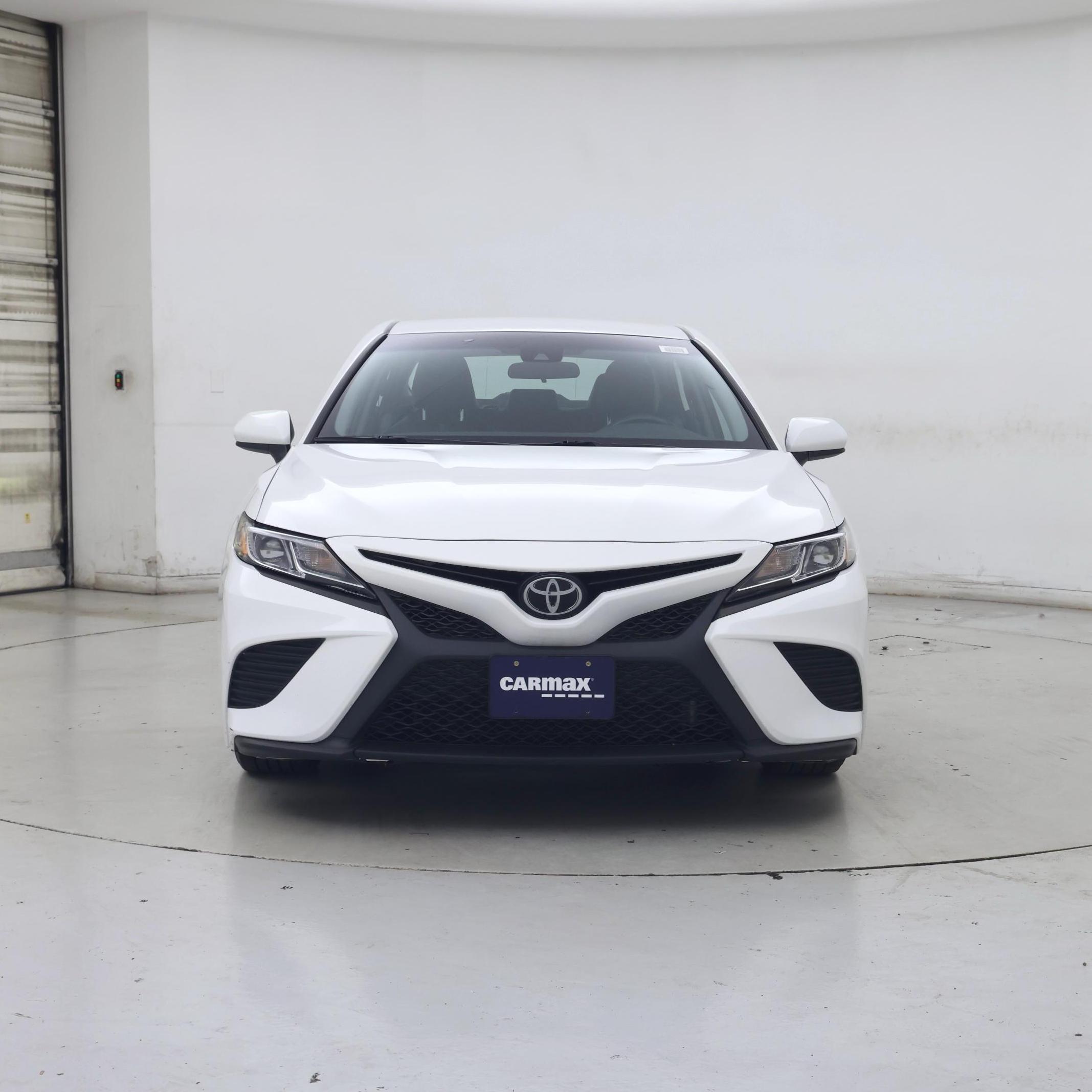Thumbnail: 2020 Toyota Camry - 5