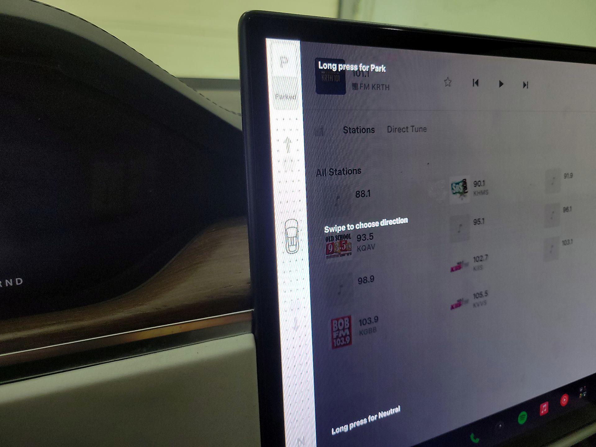 Thumbnail: 2022 Tesla Model X - 17