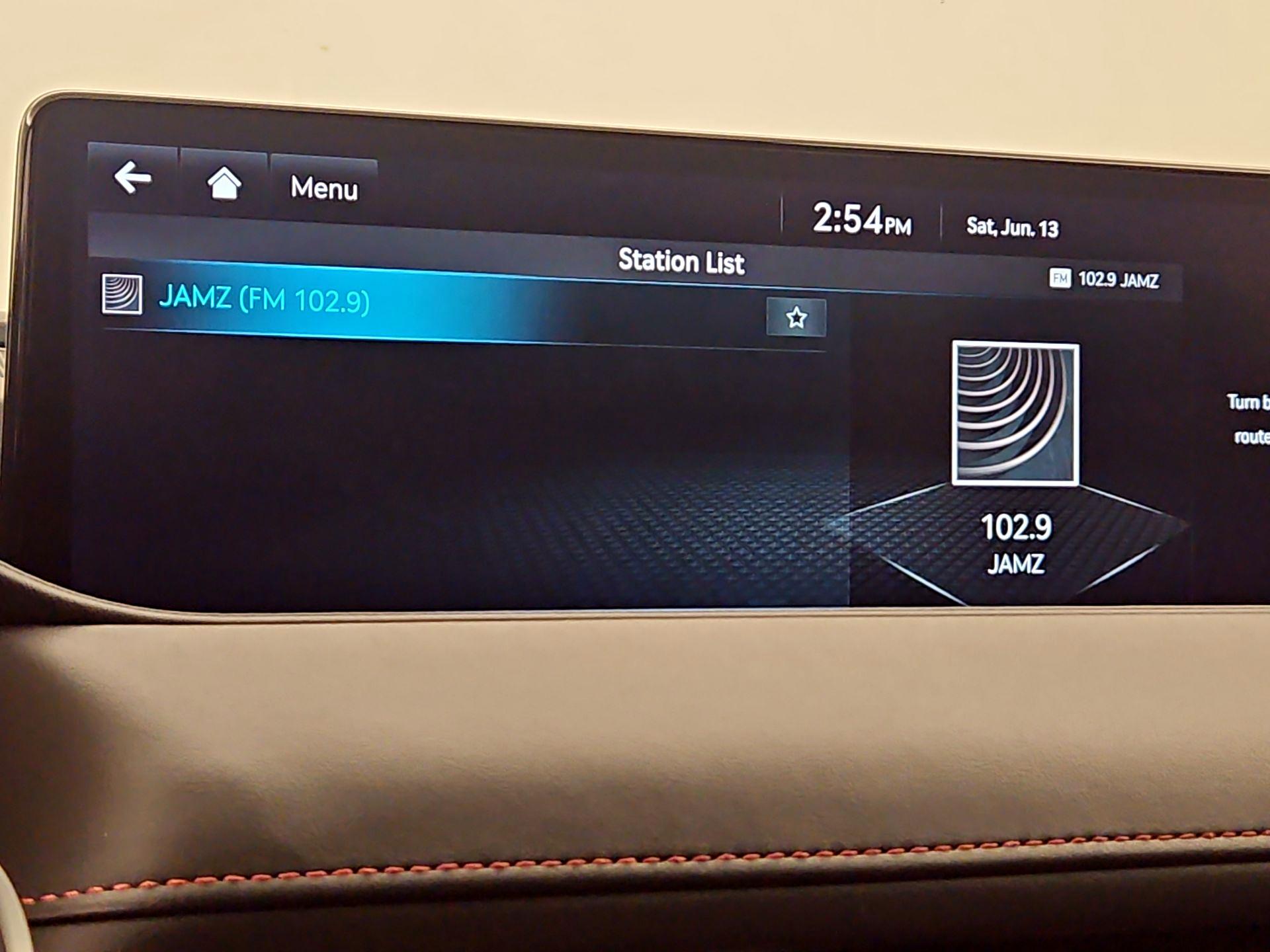 Thumbnail: 2022 Genesis G80 - 16