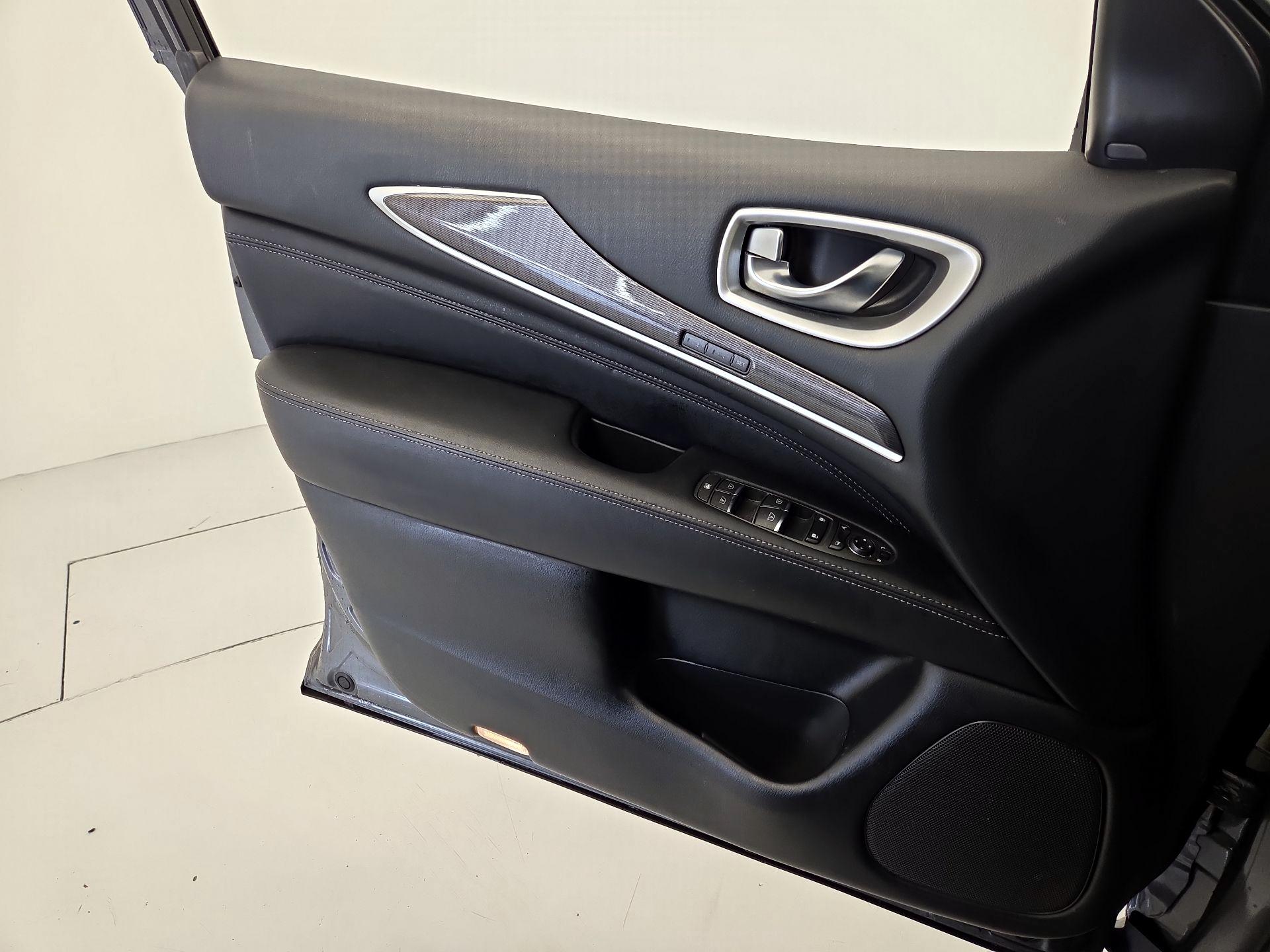 Thumbnail: 2020 INFINITI QX60 - 12