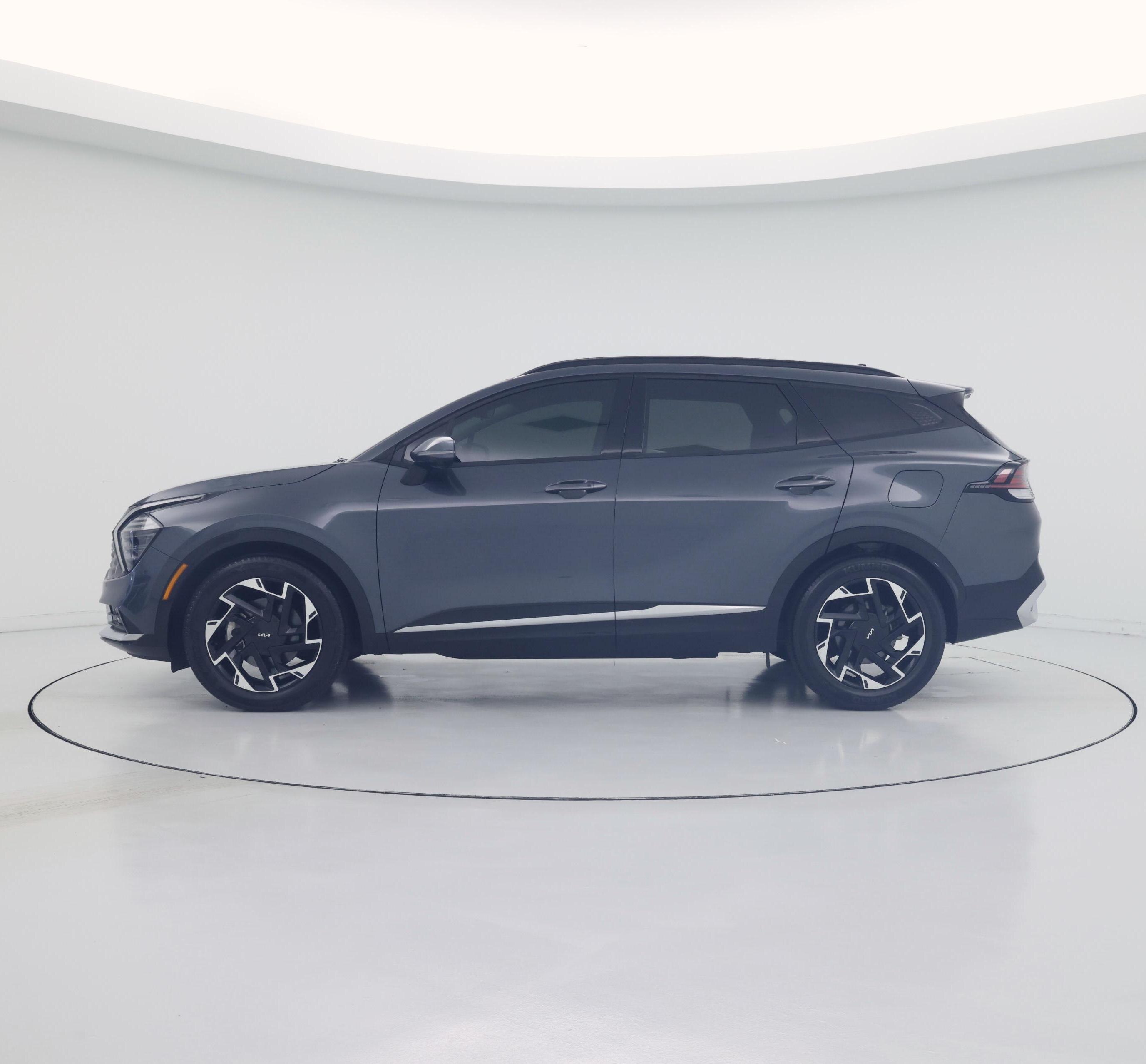 Thumbnail: 2023 Kia Sportage - 3
