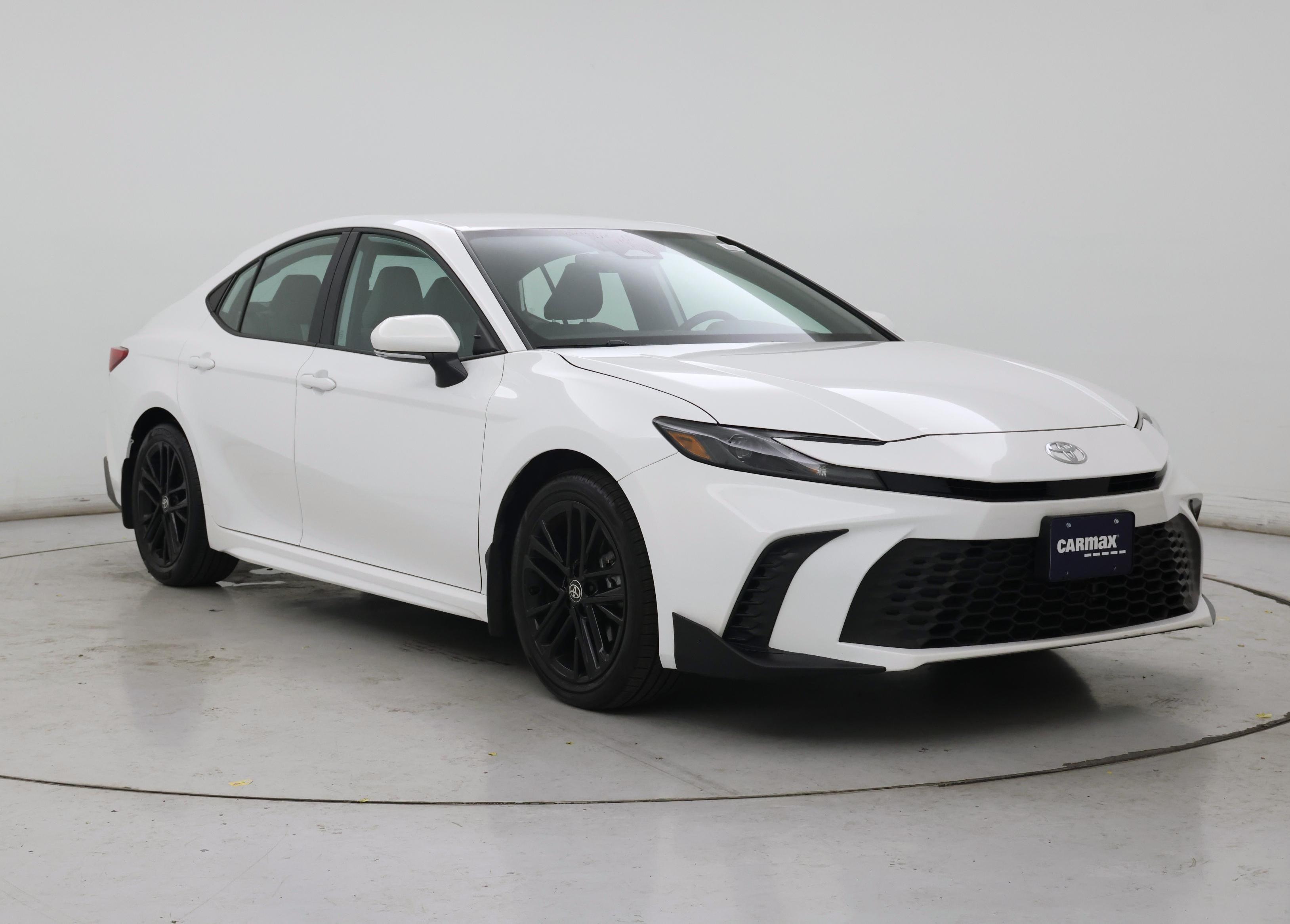 White 2026 Toyota Camry SE FWD Sedan Front-Wheel Drive Automatic