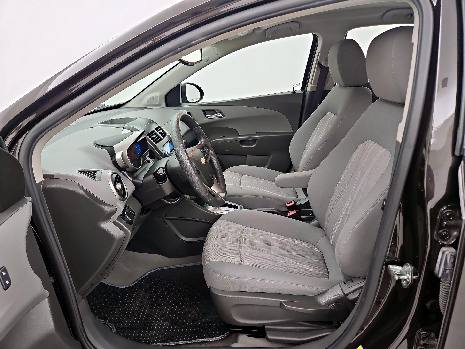 Thumbnail: 2015 Chevrolet Sonic - 11