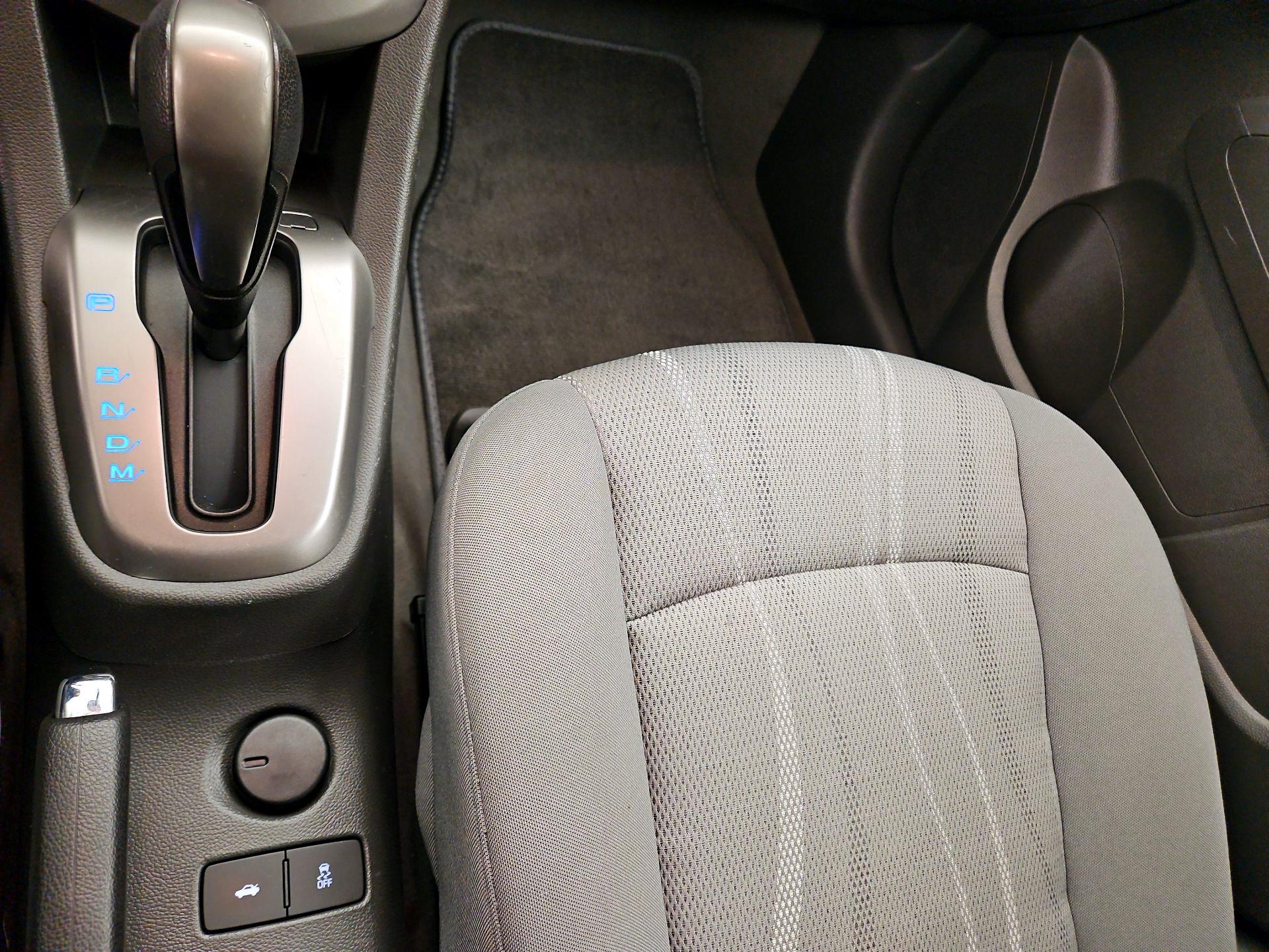 Thumbnail: 2015 Chevrolet Sonic - 16