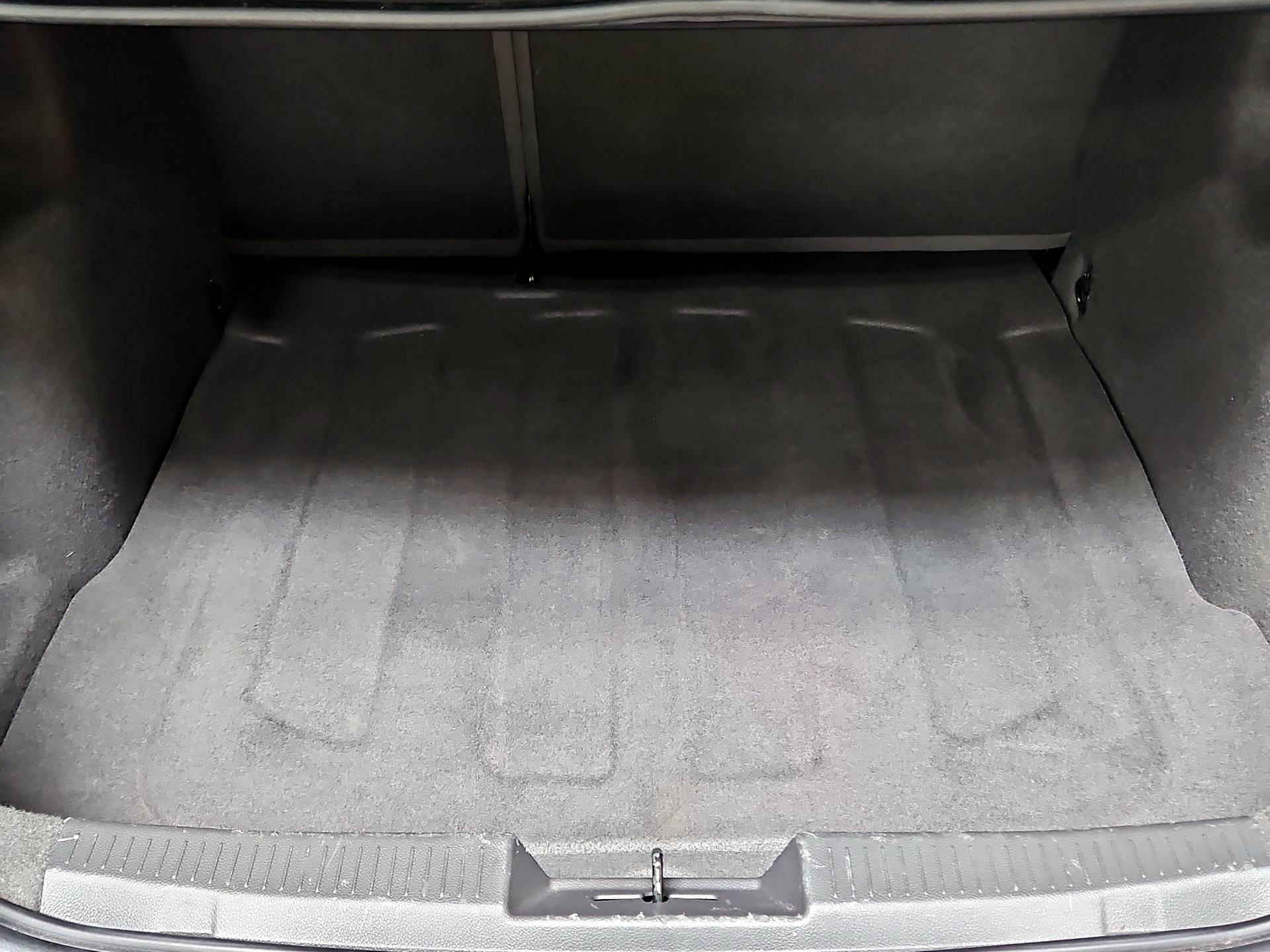Thumbnail: 2015 Chevrolet Sonic - 19