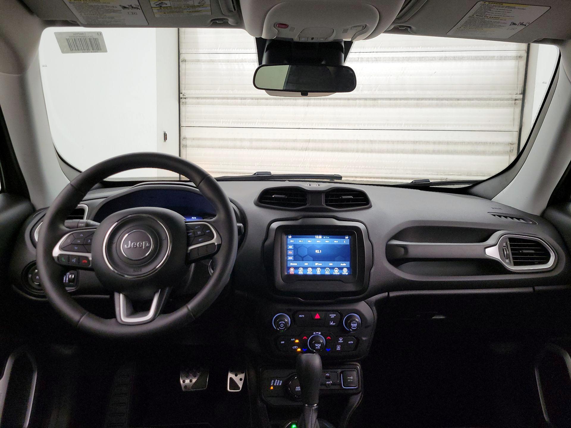 Thumbnail: 2021 Jeep Renegade - 9